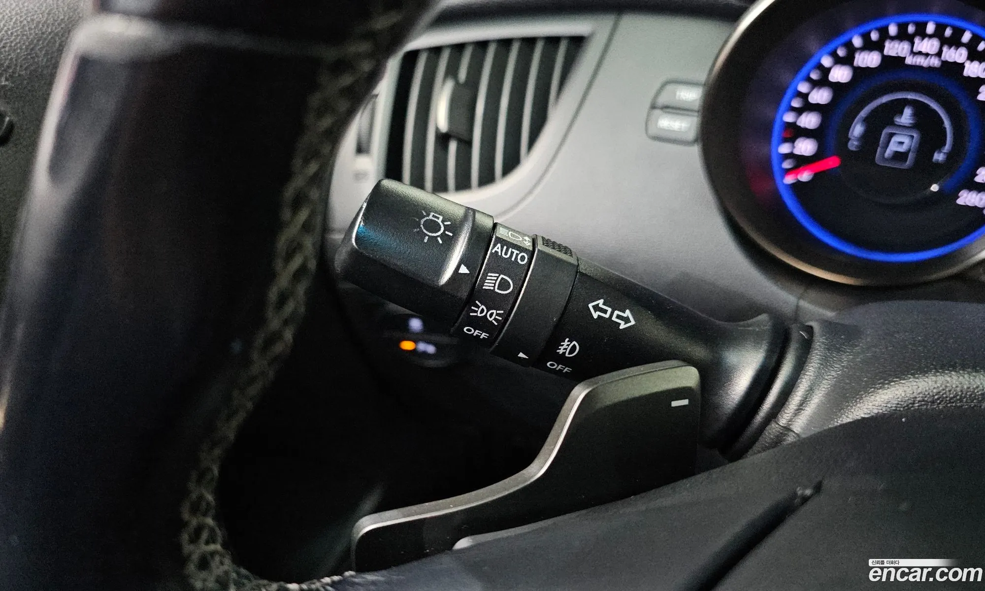 Hyundai Genesis Coupe 2012 — 13