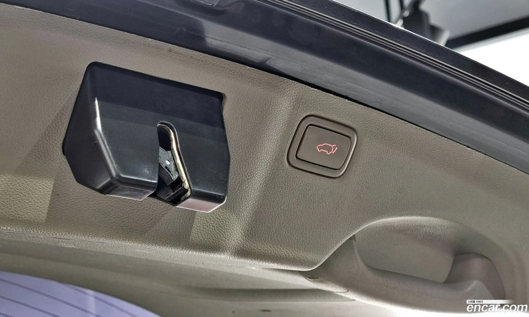 Kia Carnival 2015 — 2