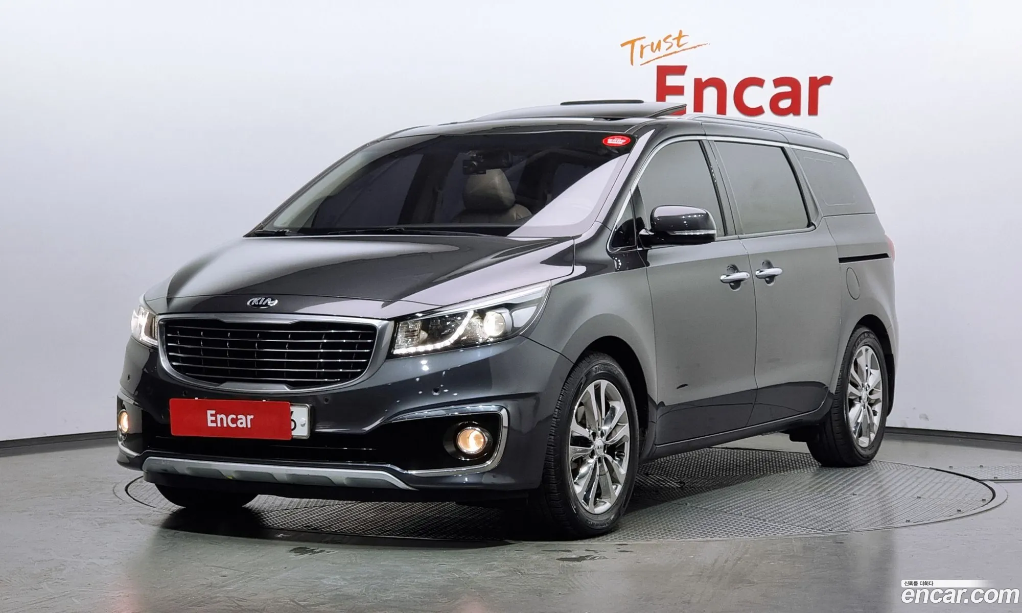 Kia Carnival 2015 — 18