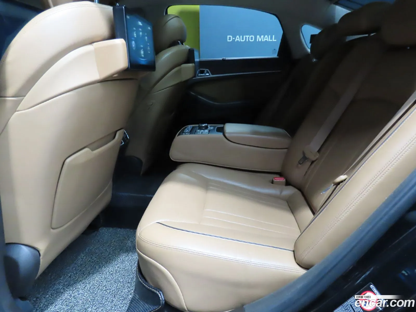 Hyundai Genesis DH 2016 — 20