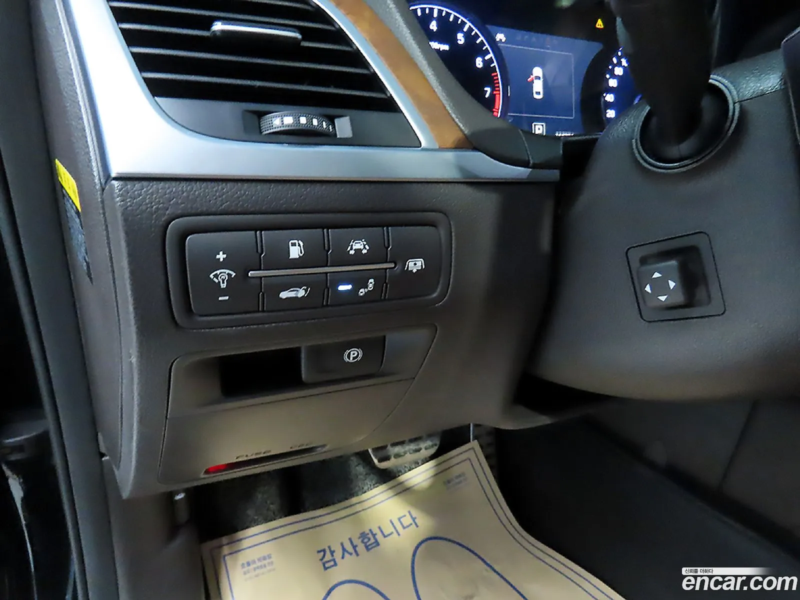 Hyundai Genesis DH 2016 — 17