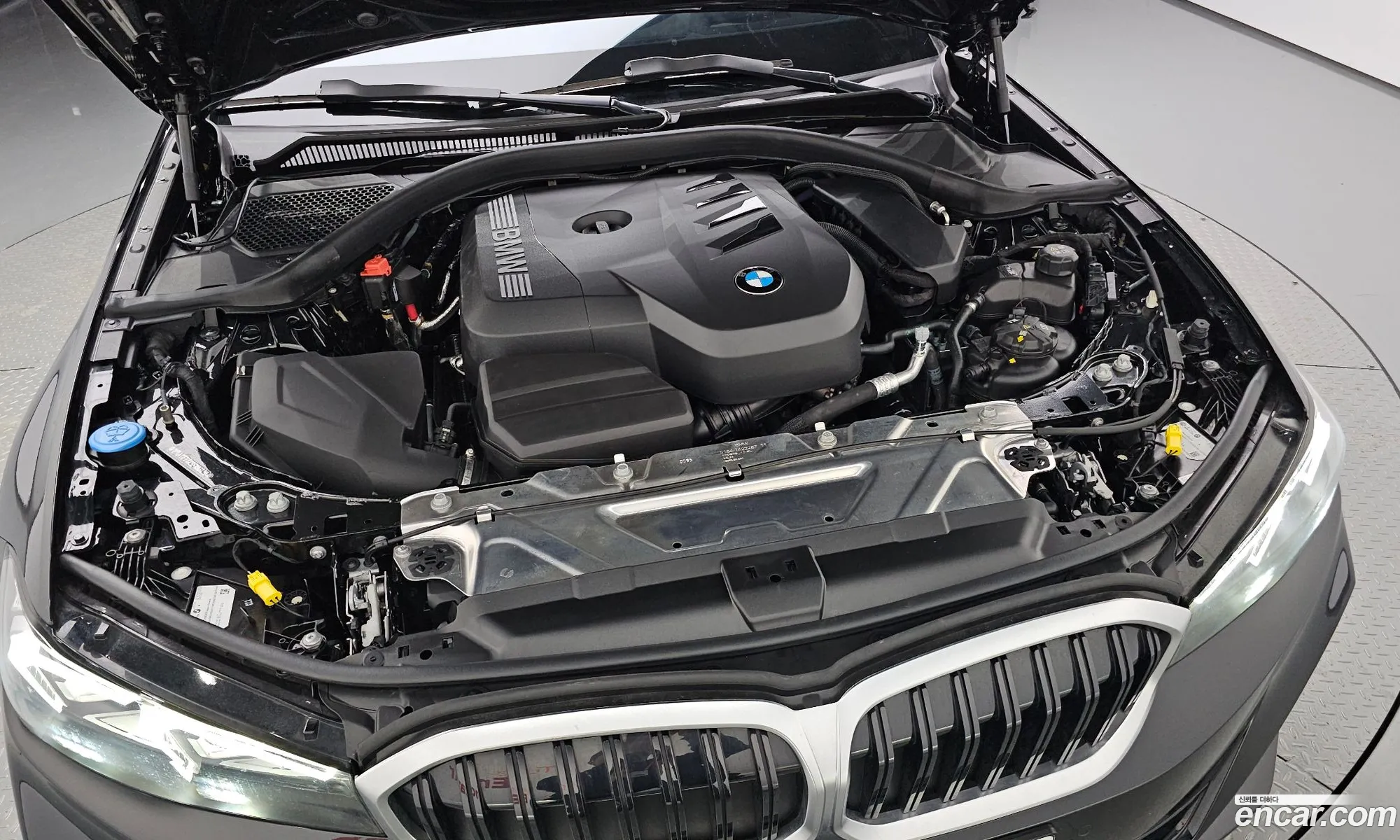 BMW 3 Series 2025 WBA11FF0XSFU65426 — 12