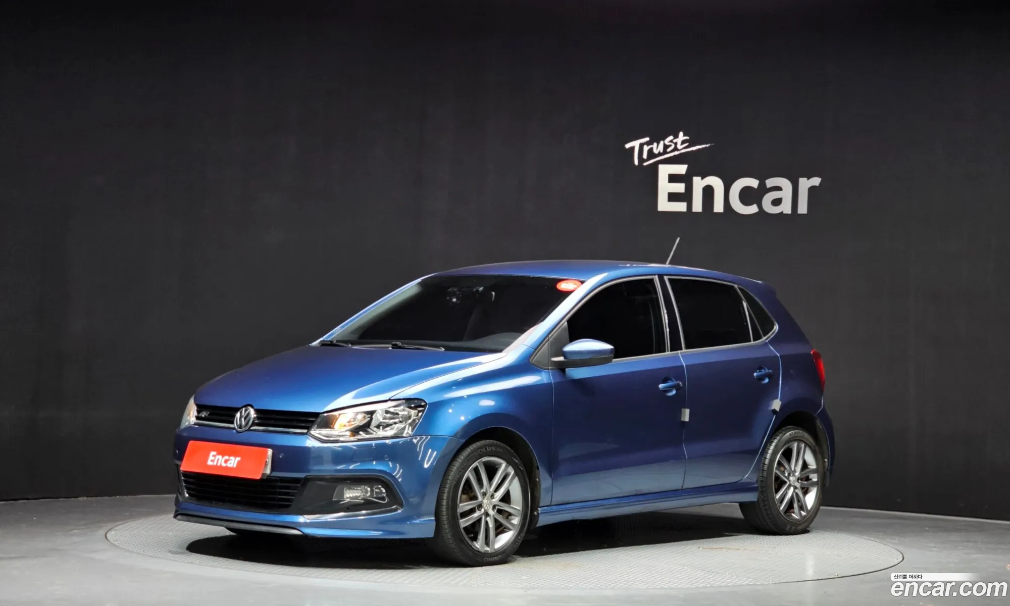 Volkswagen Polo 2015 — 8