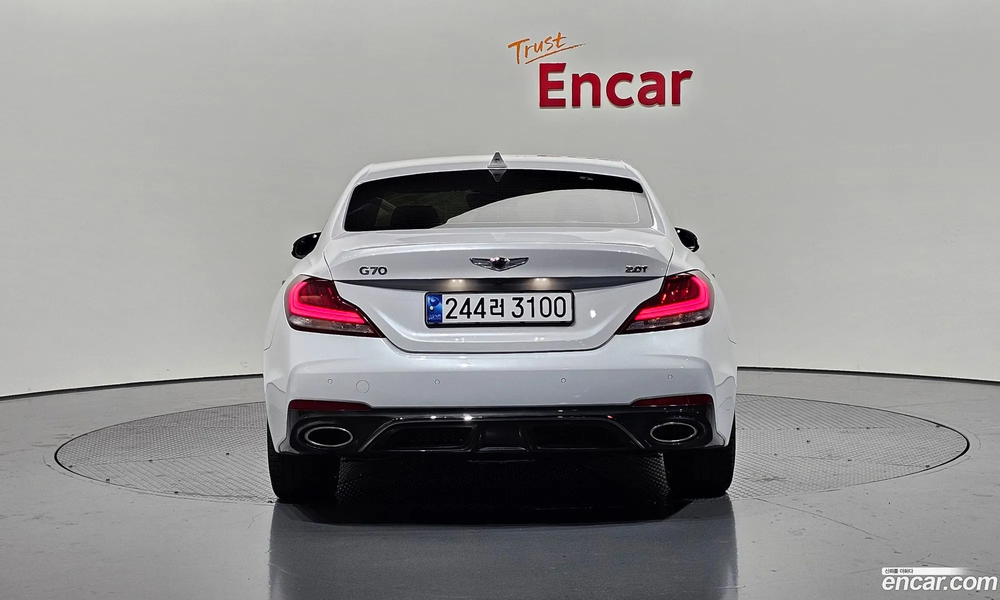 Genesis G70 2018 — 16