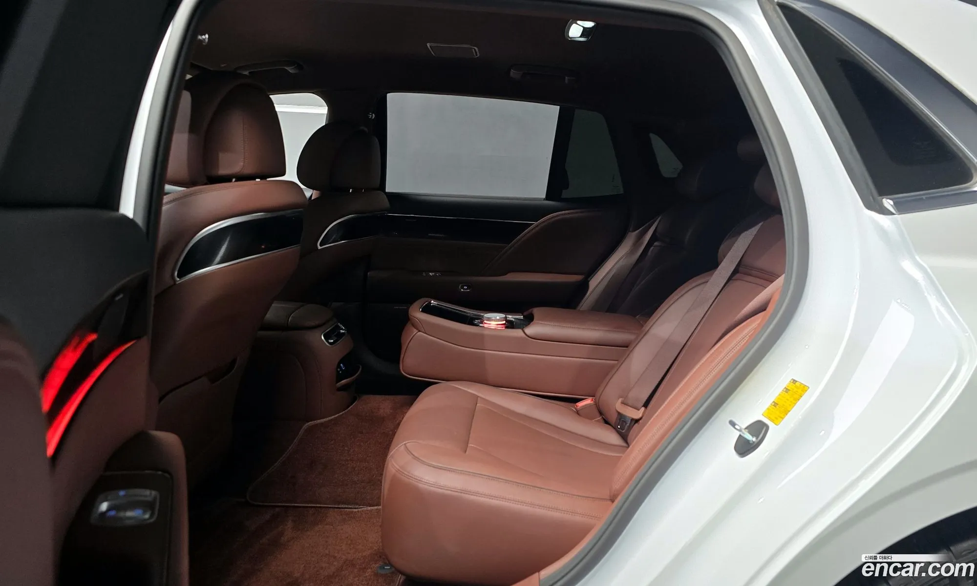 Genesis G90 2022 — 14