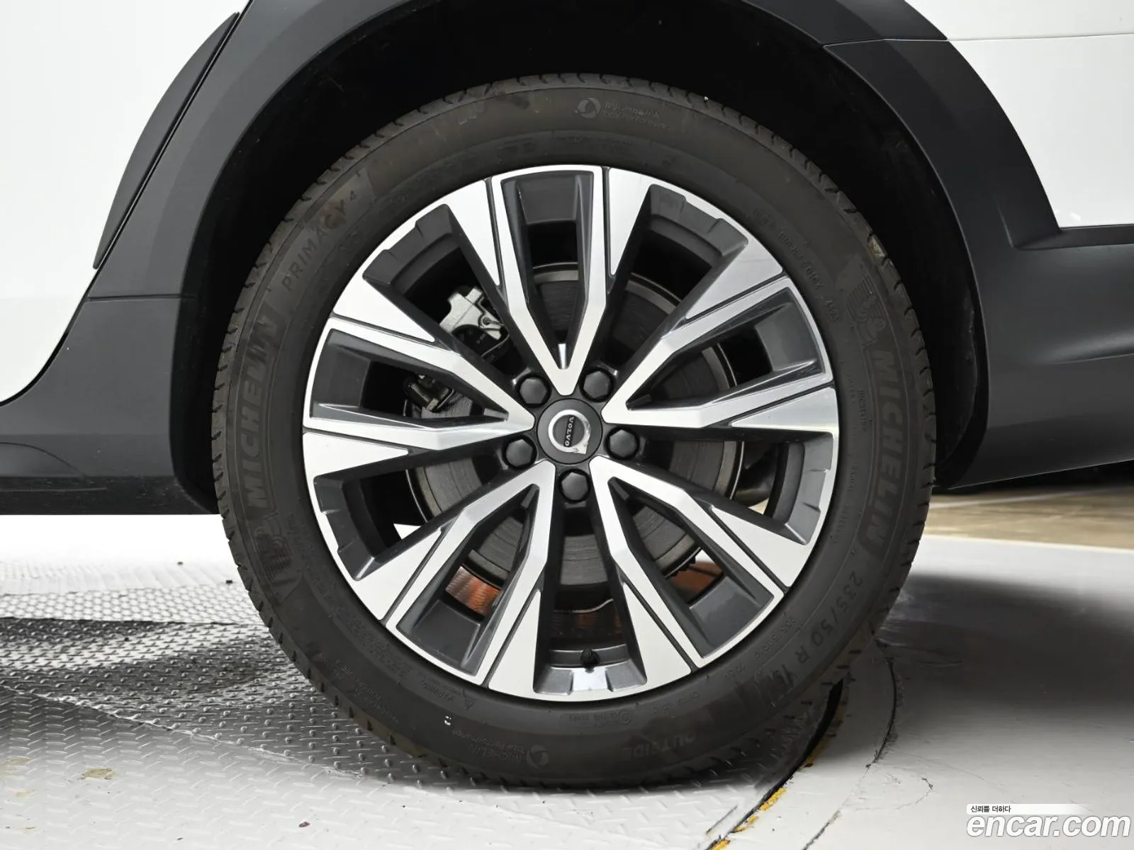 Volvo V90 Cross Country 2024 — 10