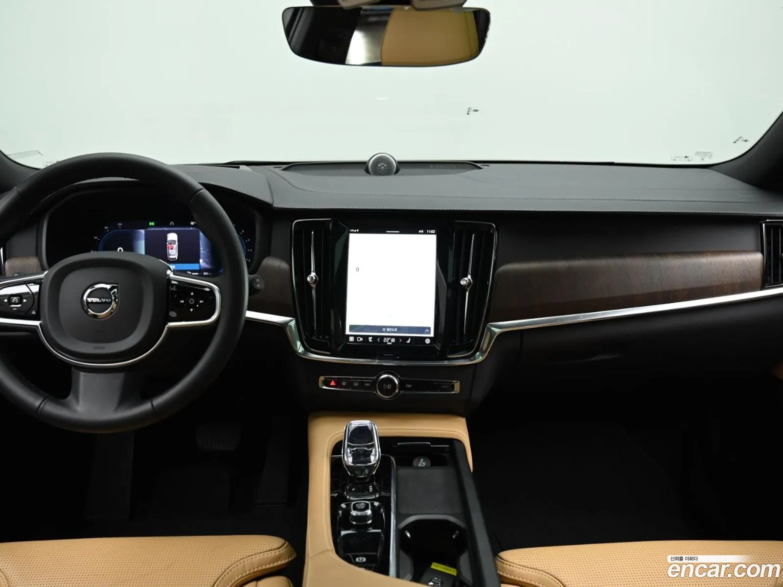 Volvo V90 Cross Country 2024 — 17