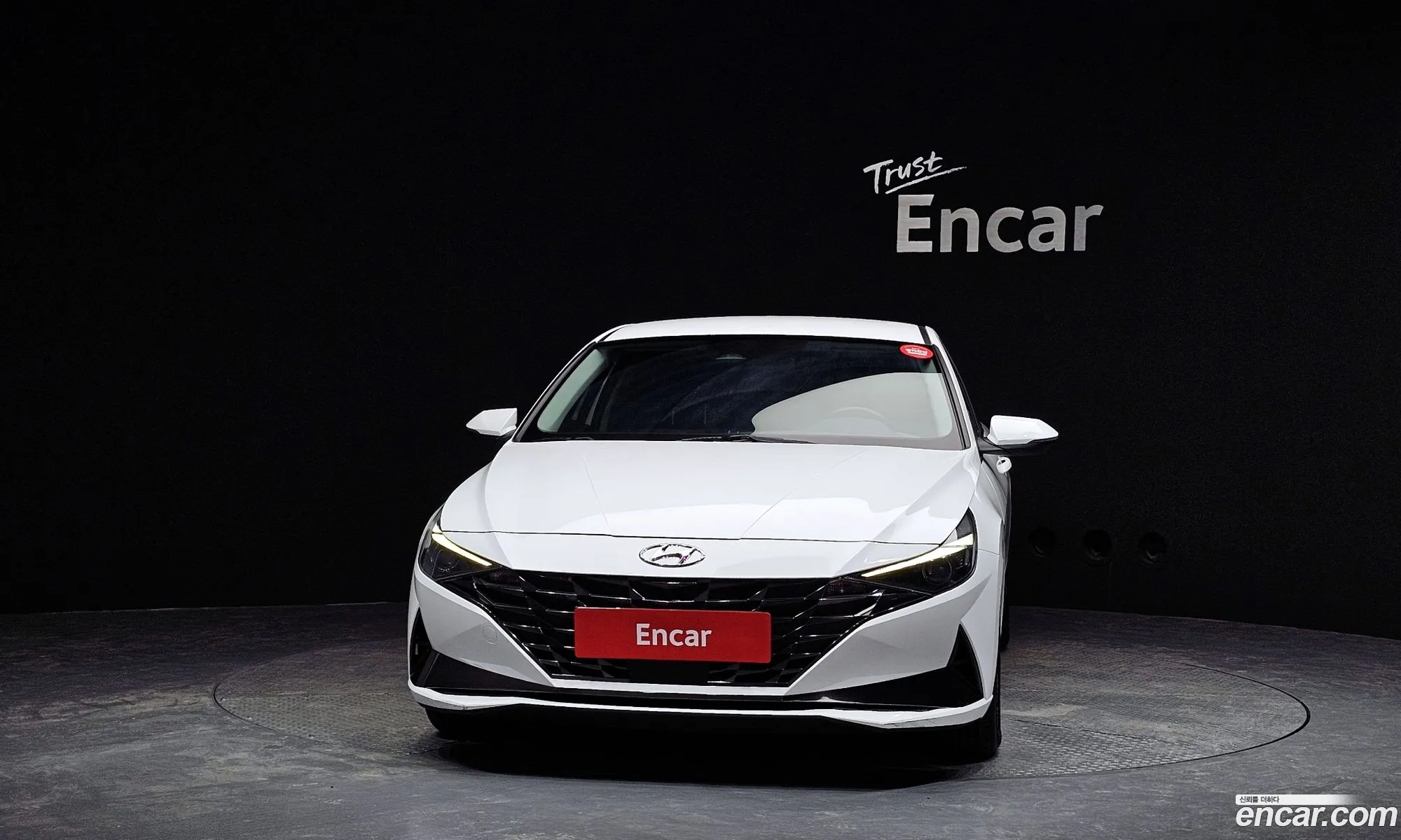 Hyundai Elantra 2022 — 2