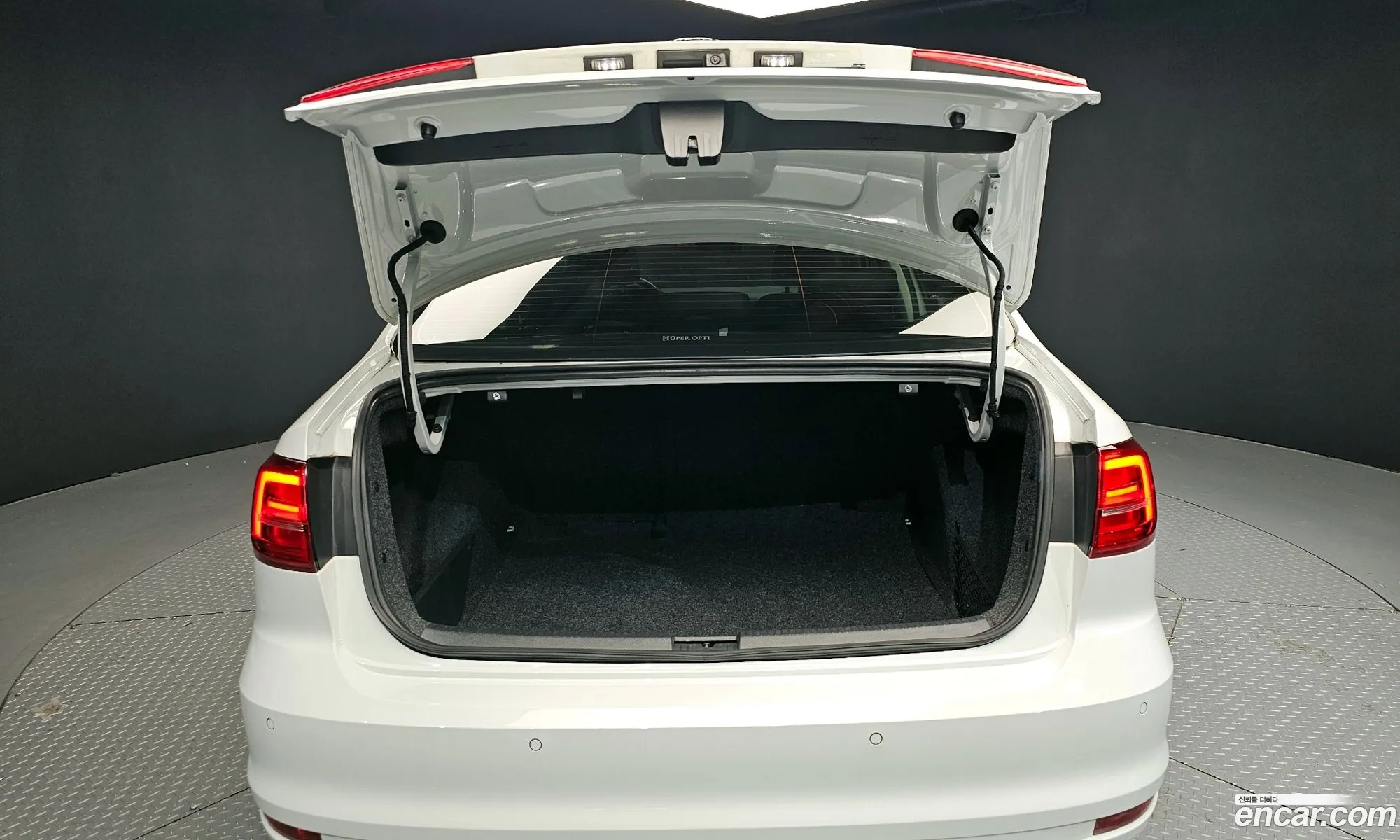 Volkswagen Jetta 2015 — 8