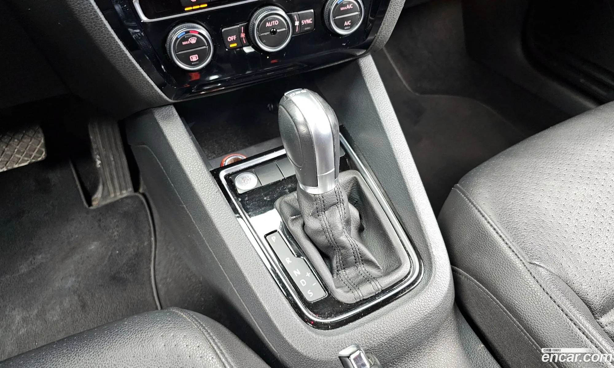 Volkswagen Jetta 2015 — 15
