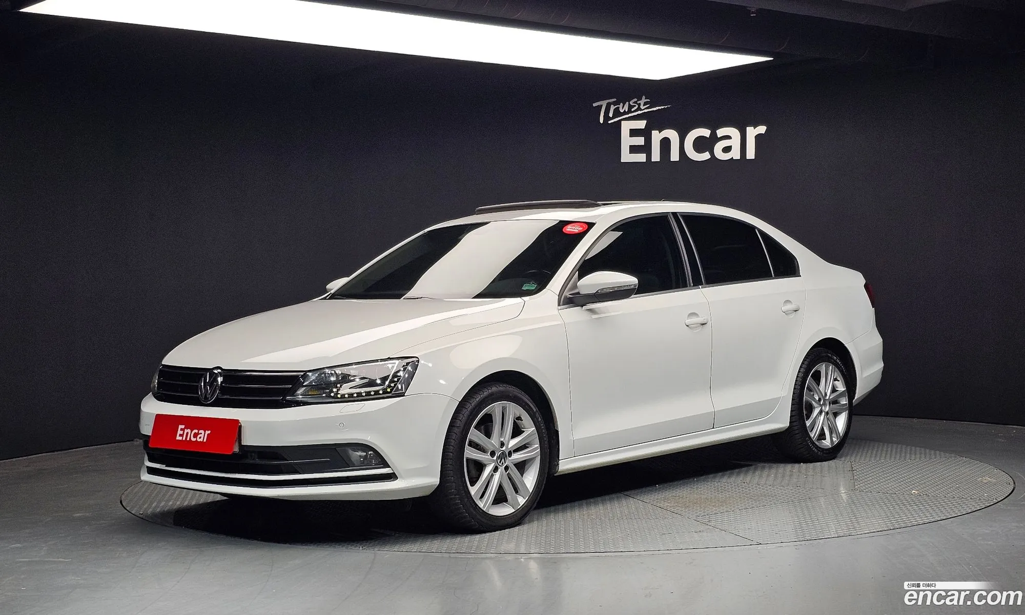 Volkswagen Jetta 2015 — 18