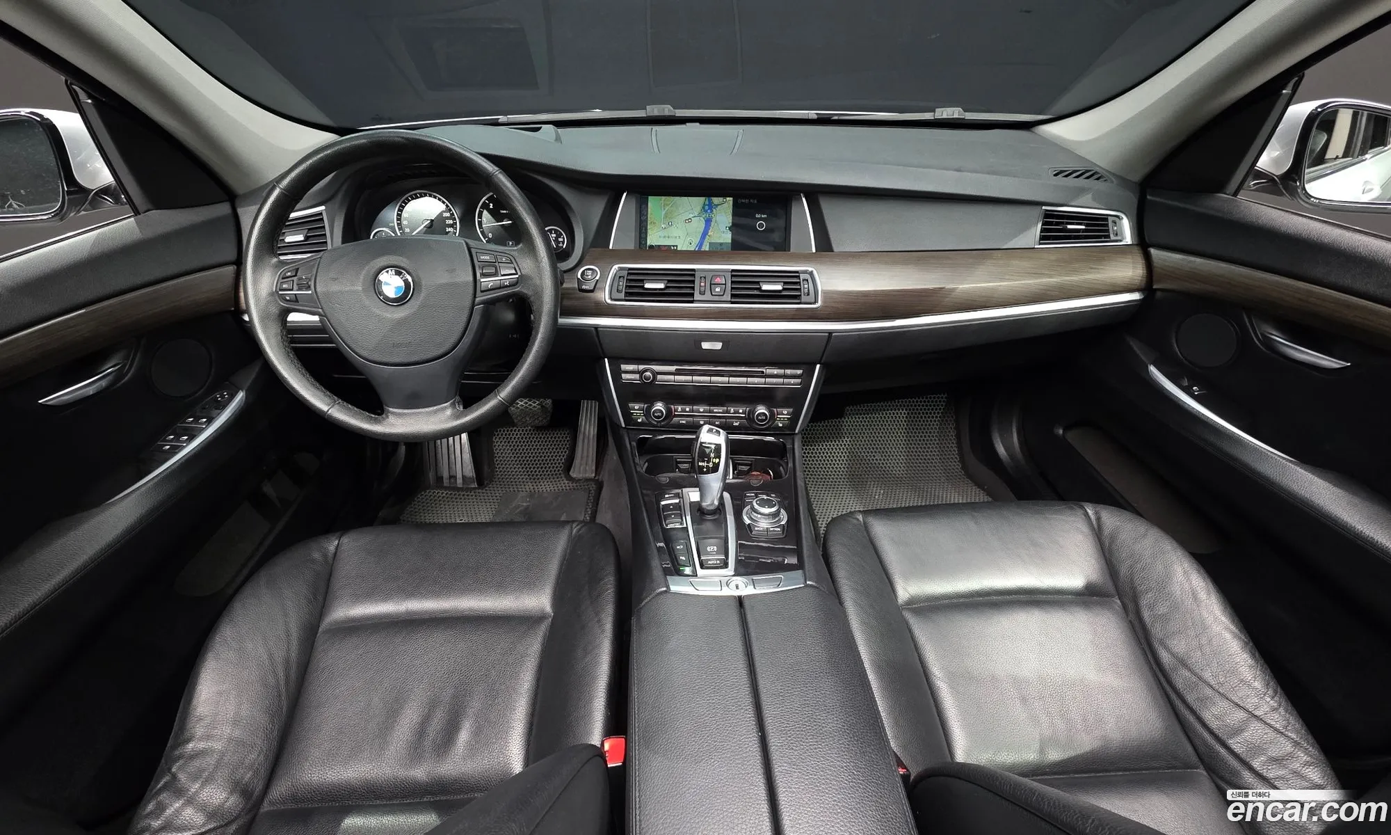 BMW 5 Series GT 2012 WBAXC6109DC991000 — 13