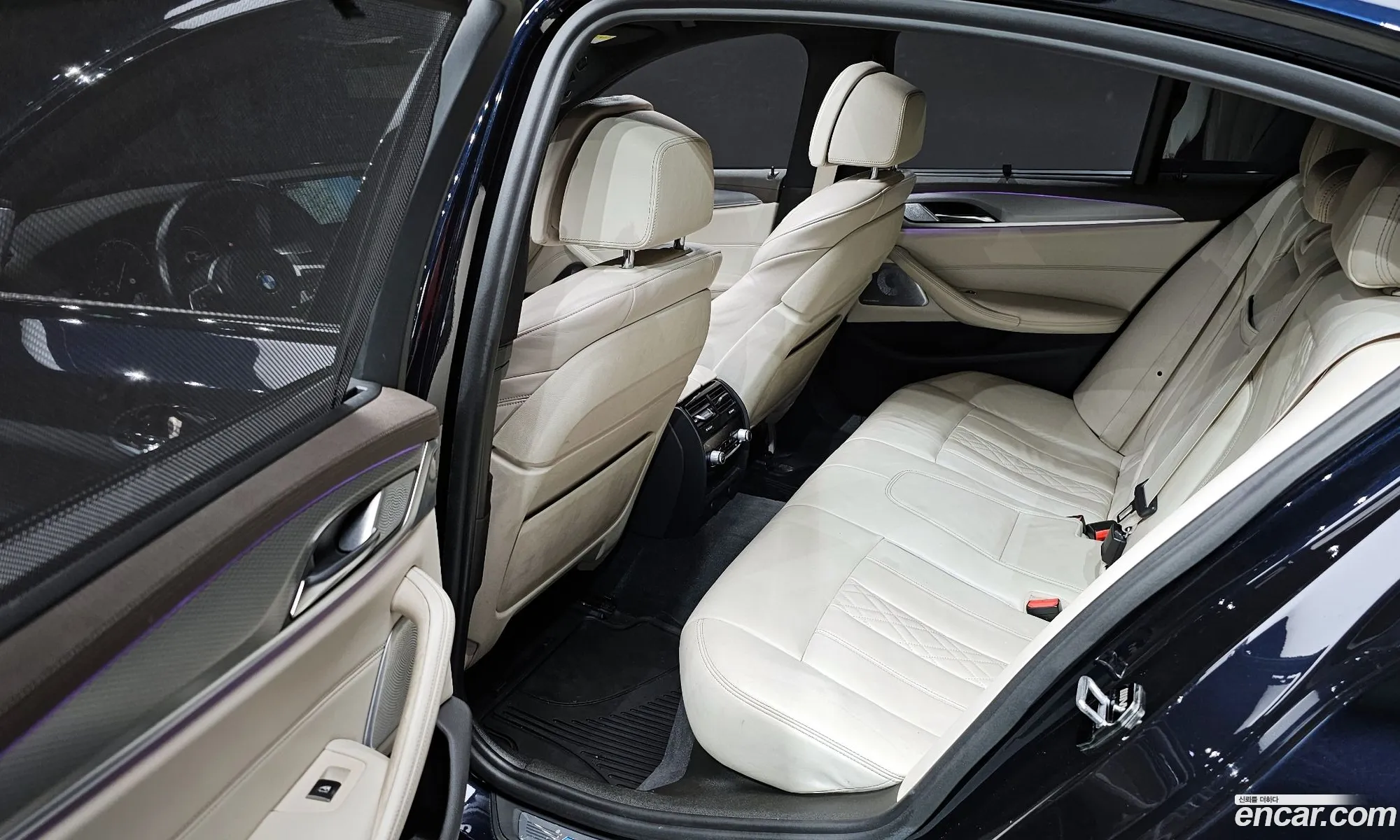 BMW 5 Series 2018 — 11