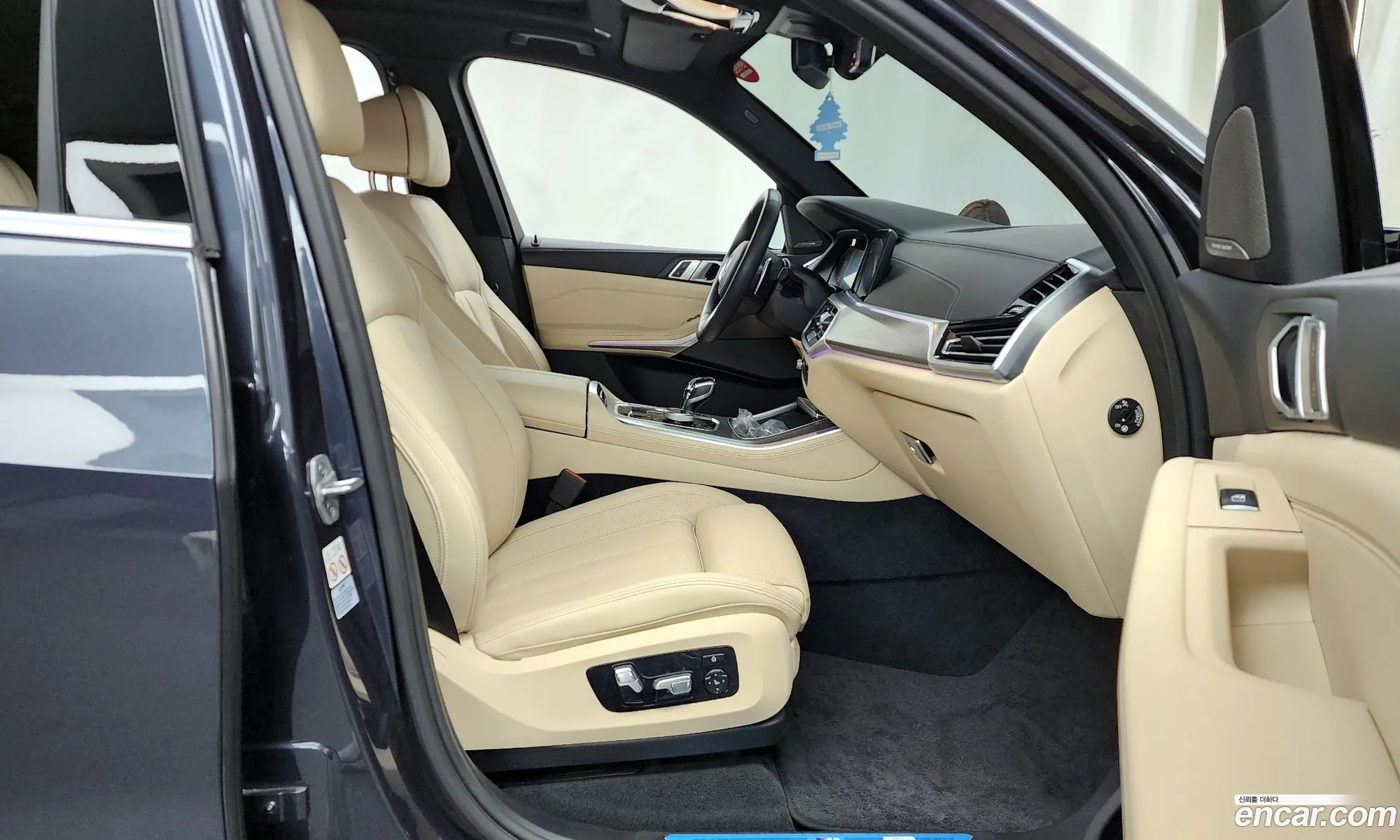 BMW X5 2021 — 16