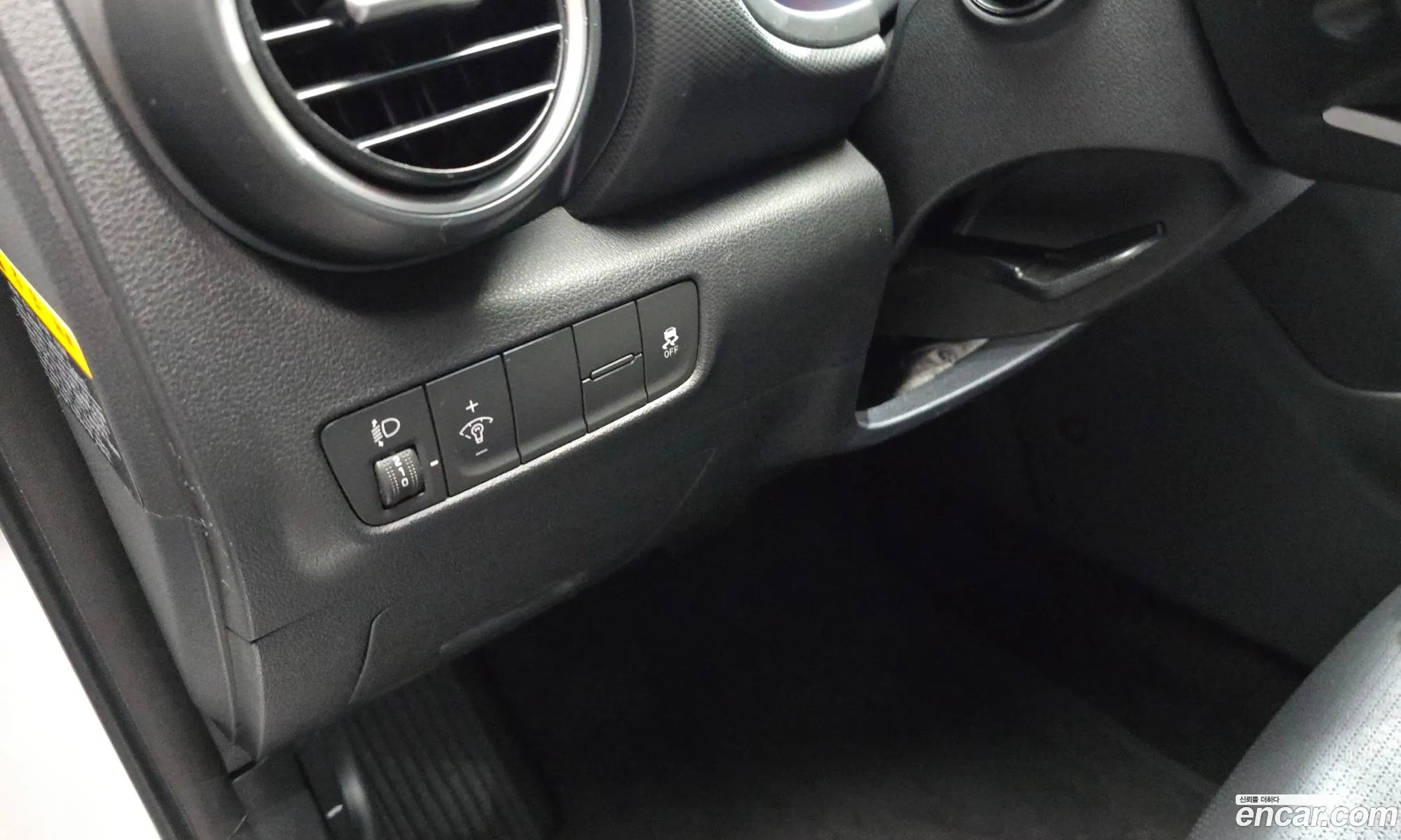 Hyundai Kona 2017 — 19