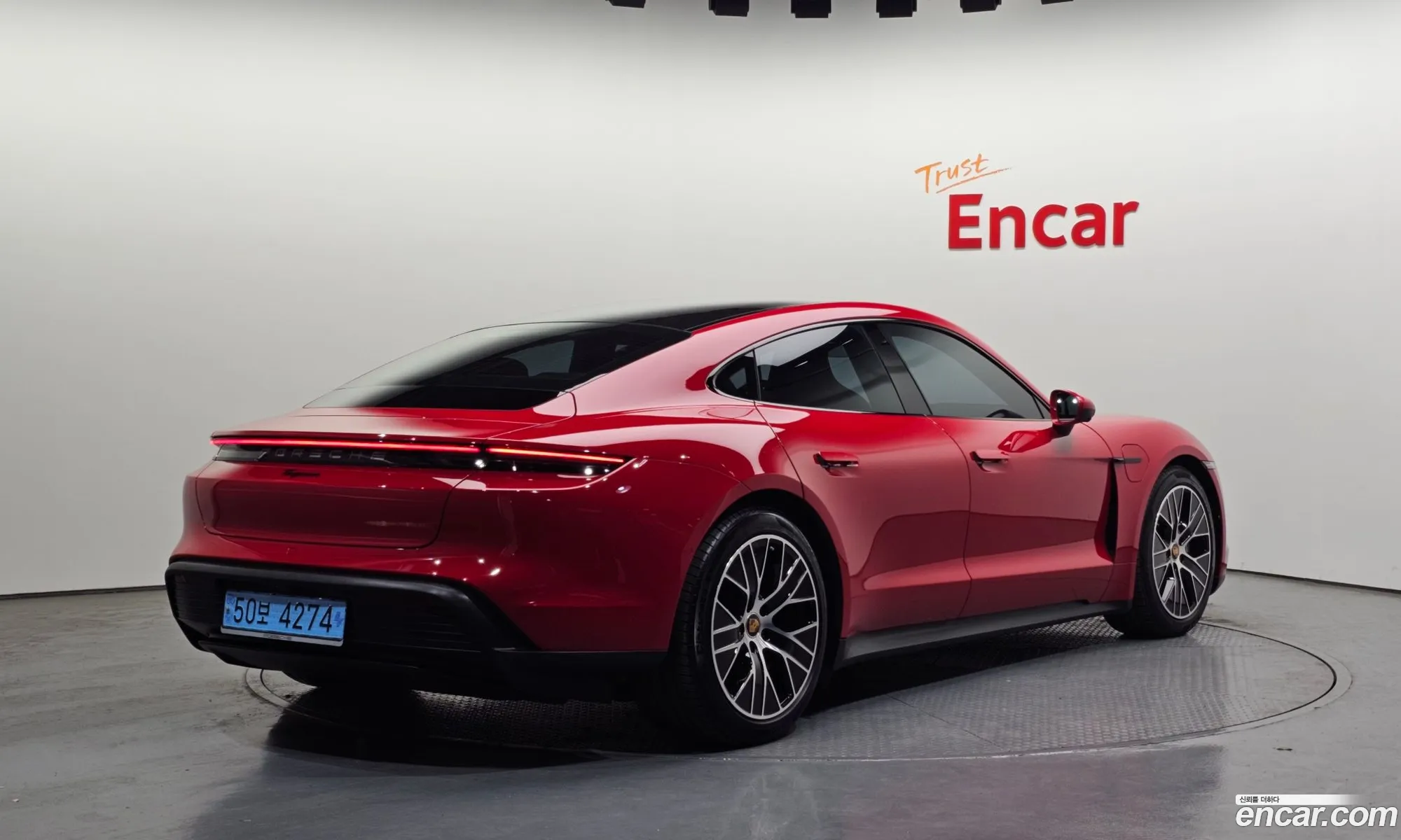 Porsche Taycan 2023 — 16