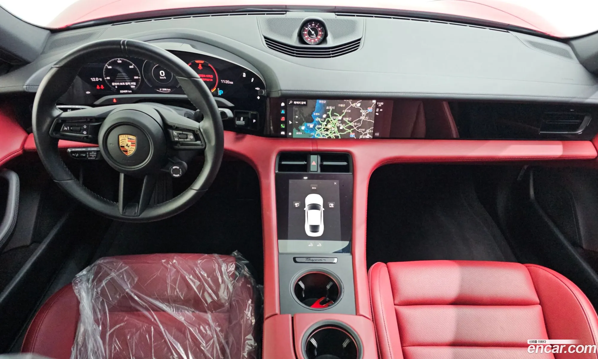 Porsche Taycan 2023 — 18