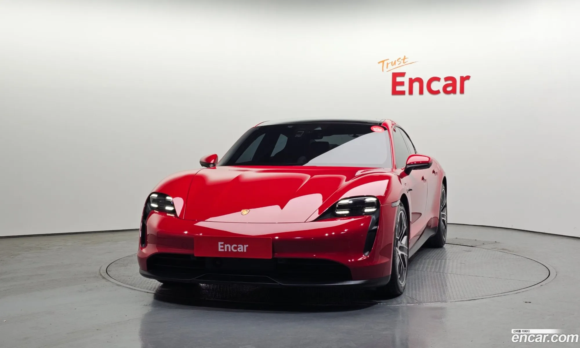 Porsche Taycan 2023 — 4