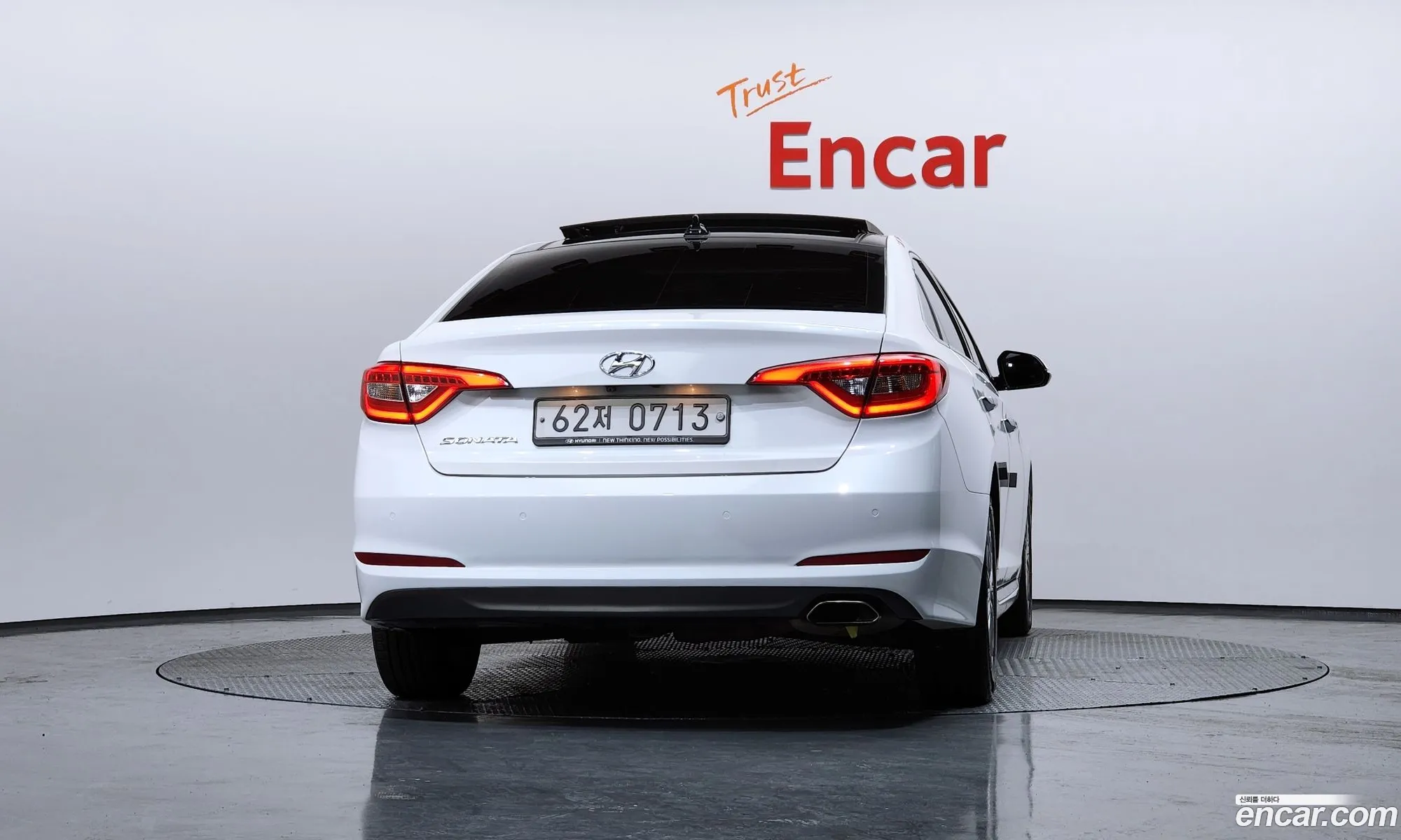 Hyundai LF Sonata 2016 — 10