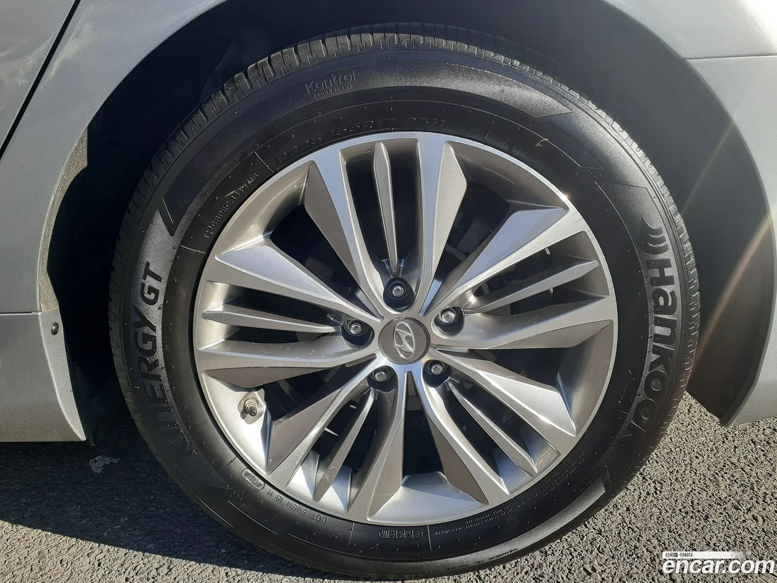 Hyundai Grandeur HG 2014 — 16