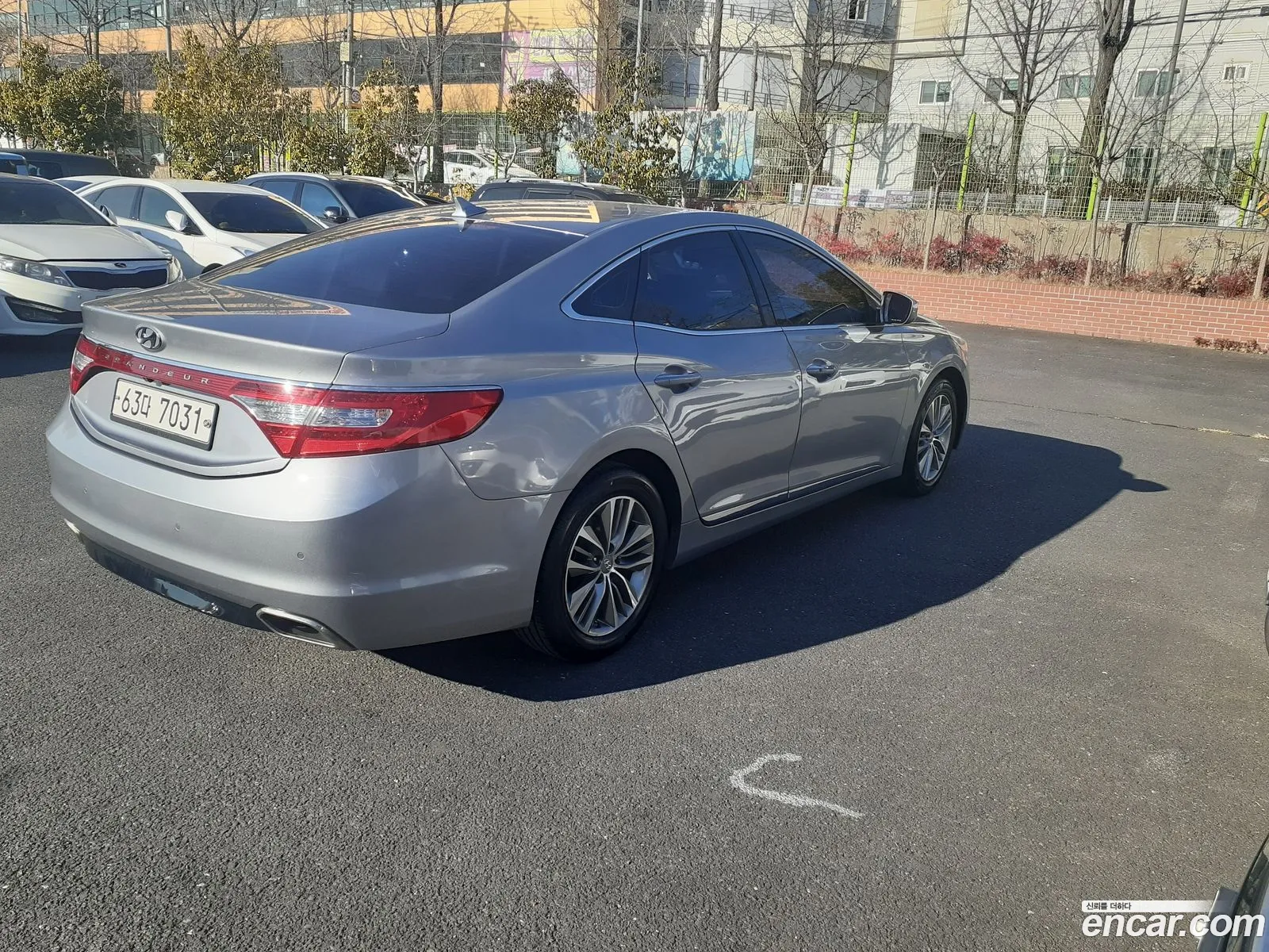 Hyundai Grandeur HG 2014 — 18