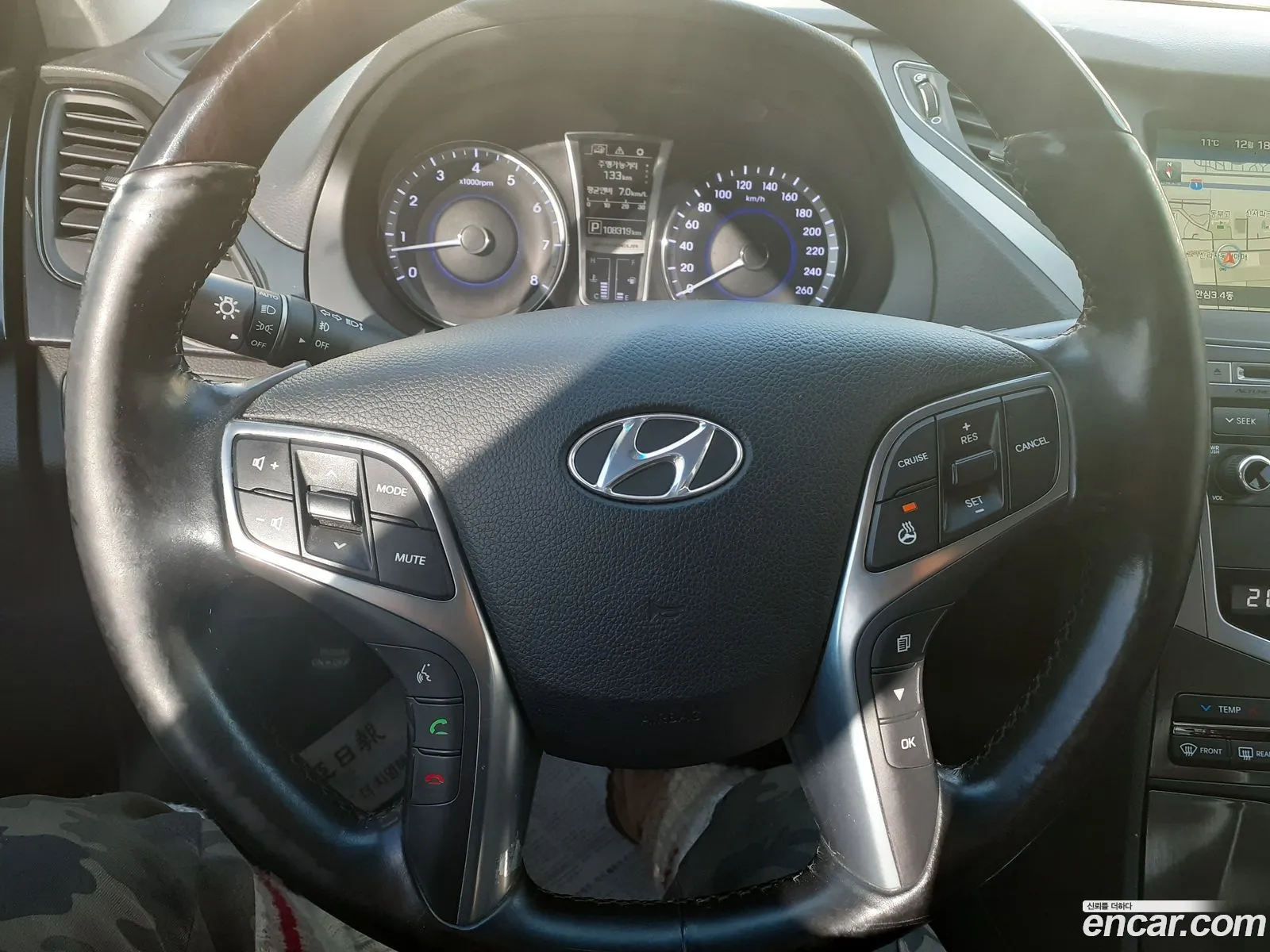 Hyundai Grandeur HG 2014 — 14