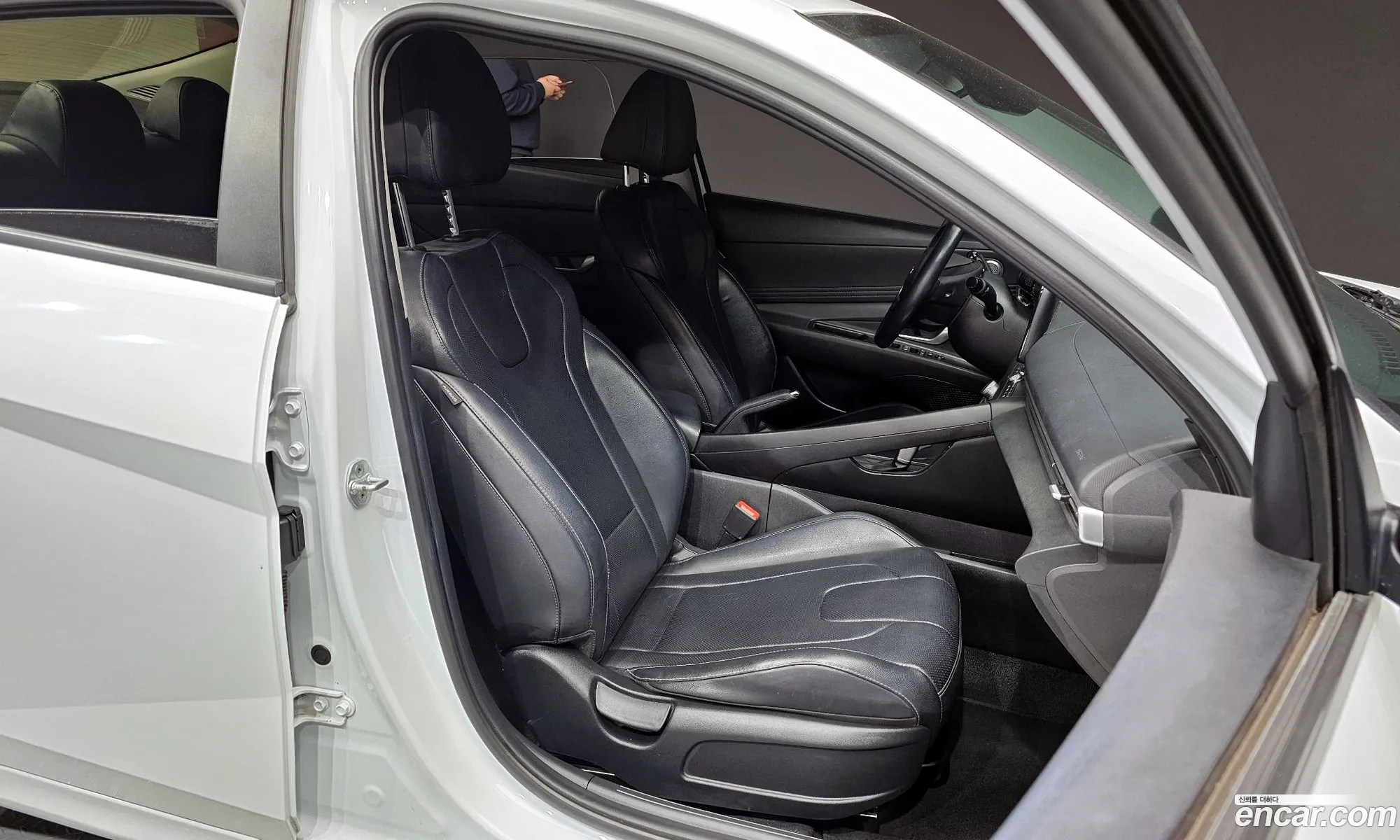 Hyundai Elantra 2022 — 8