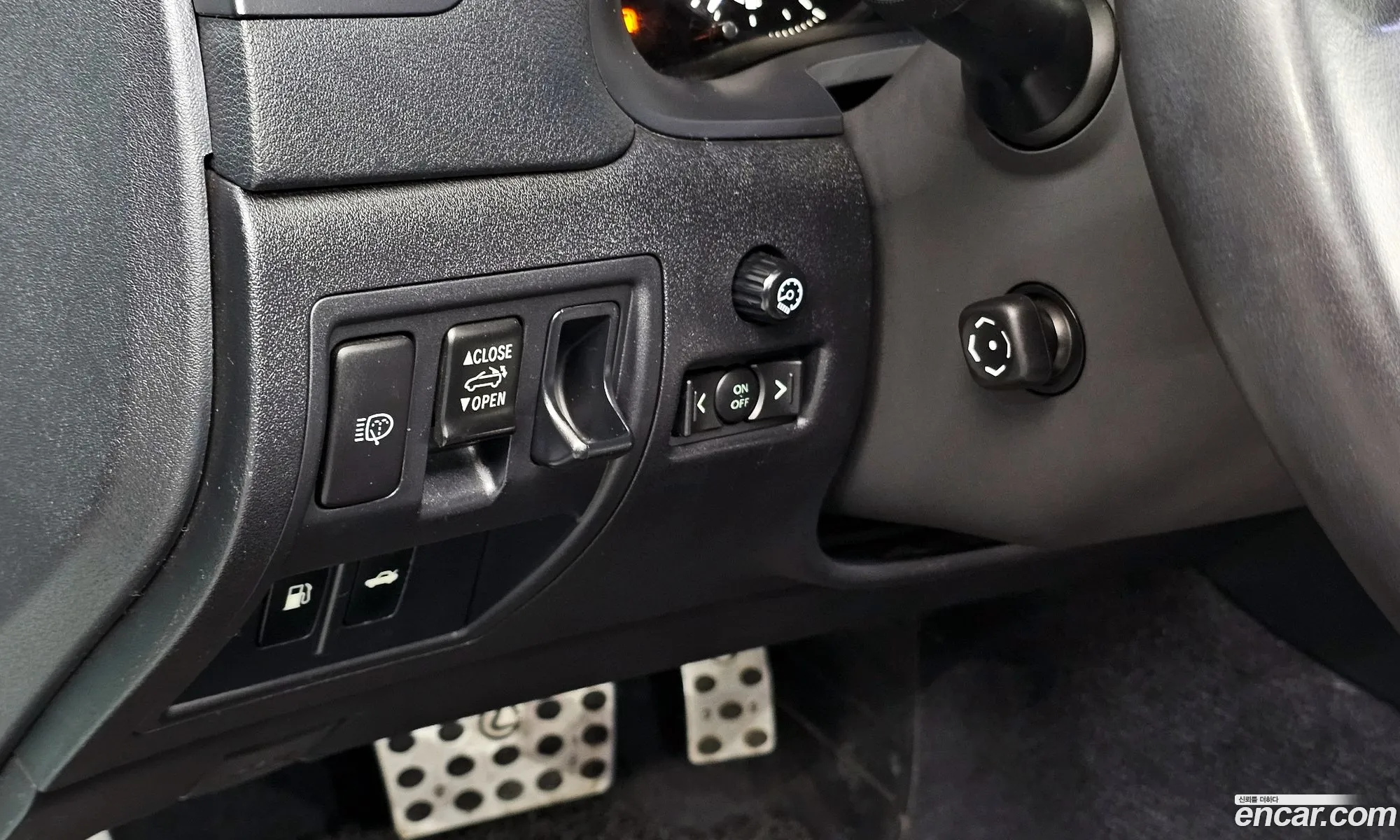 Lexus IS250 2009 — 17