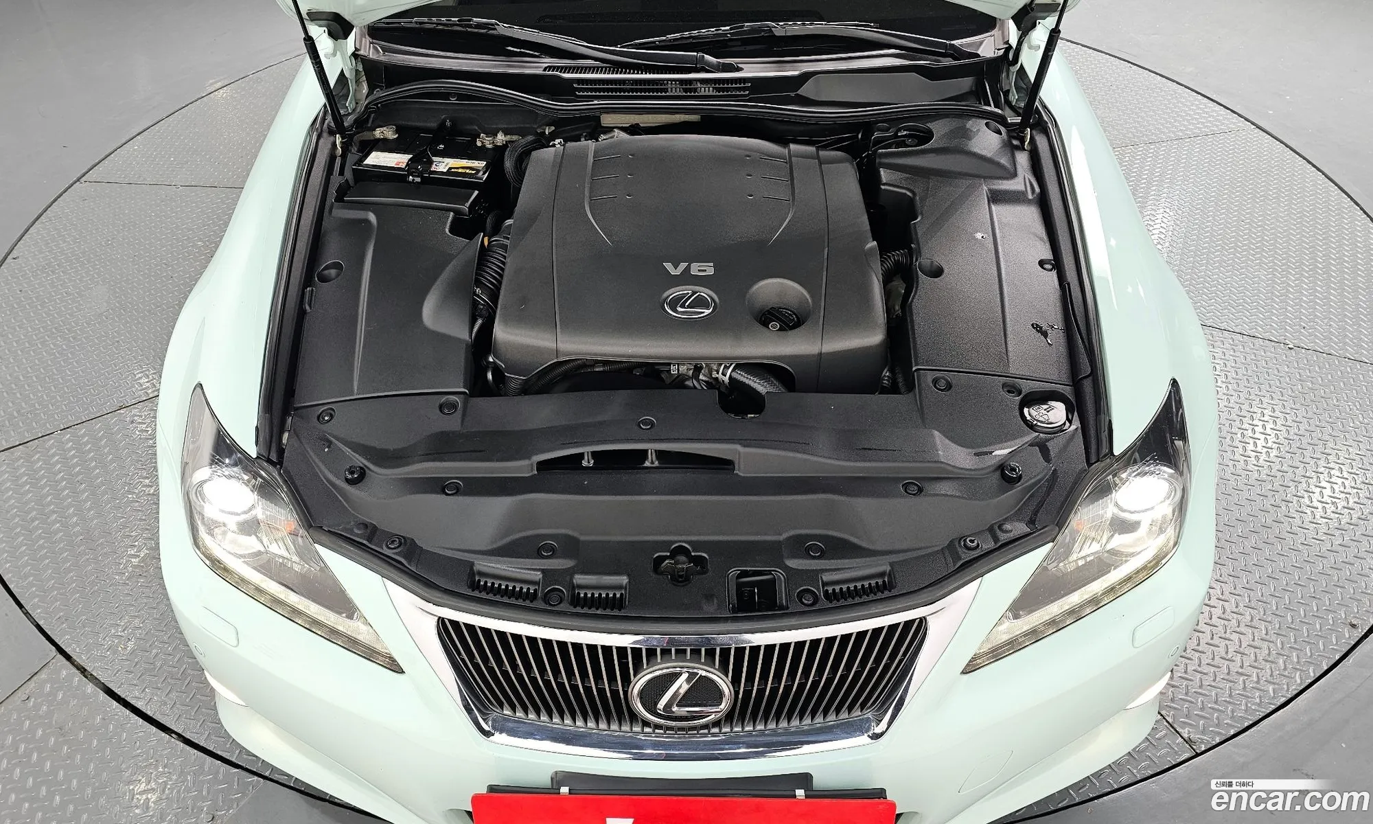 Lexus IS250 2009 — 12