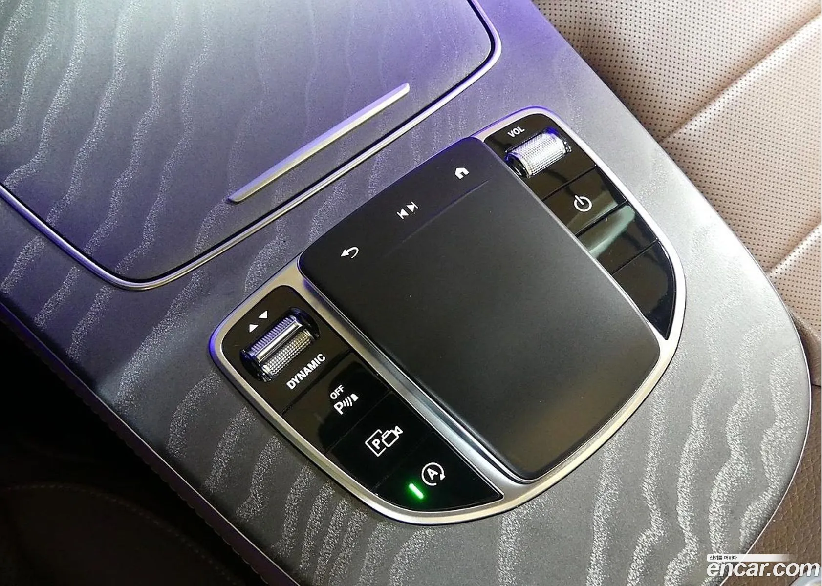 Mercedes-Benz E-Class W213 2022 — 17