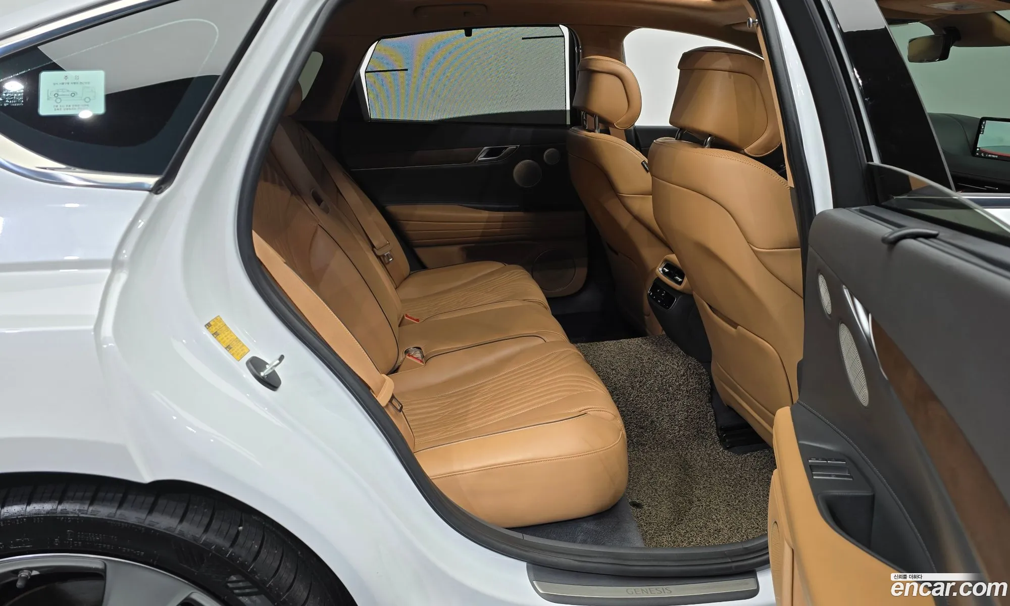 Genesis G80 2022 — 16