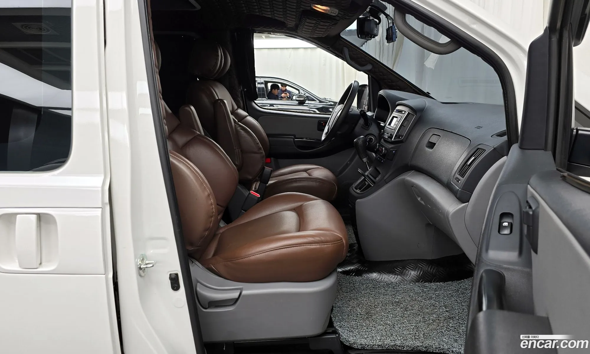 Hyundai Grand Starex 2019 — 12