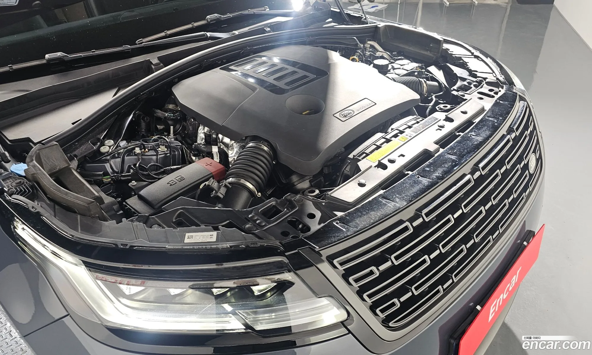Land Rover Range Rover Velar 2024 SALYA2BU3SA397124 — 18