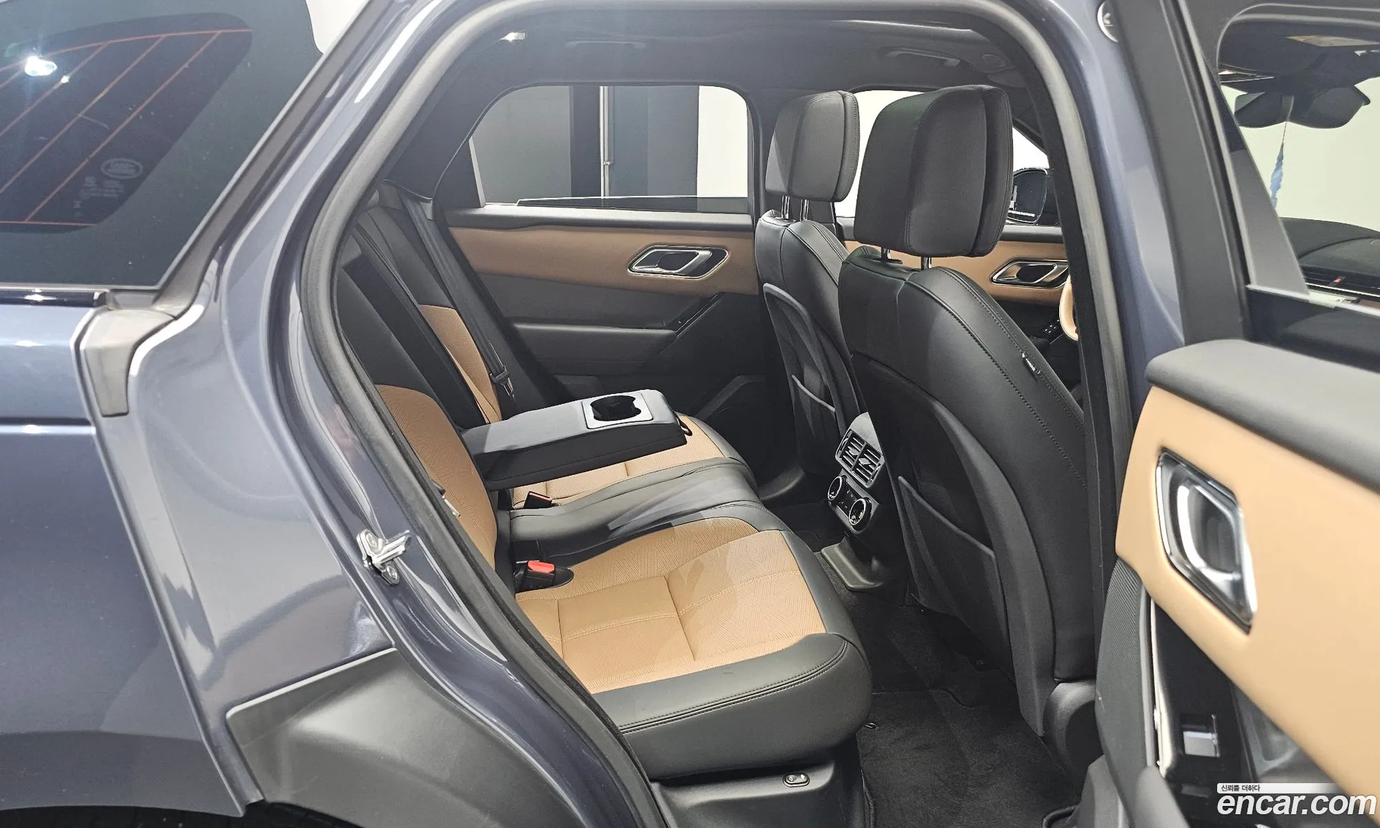 Land Rover Range Rover Velar 2024 SALYA2BU3SA397124 — 5