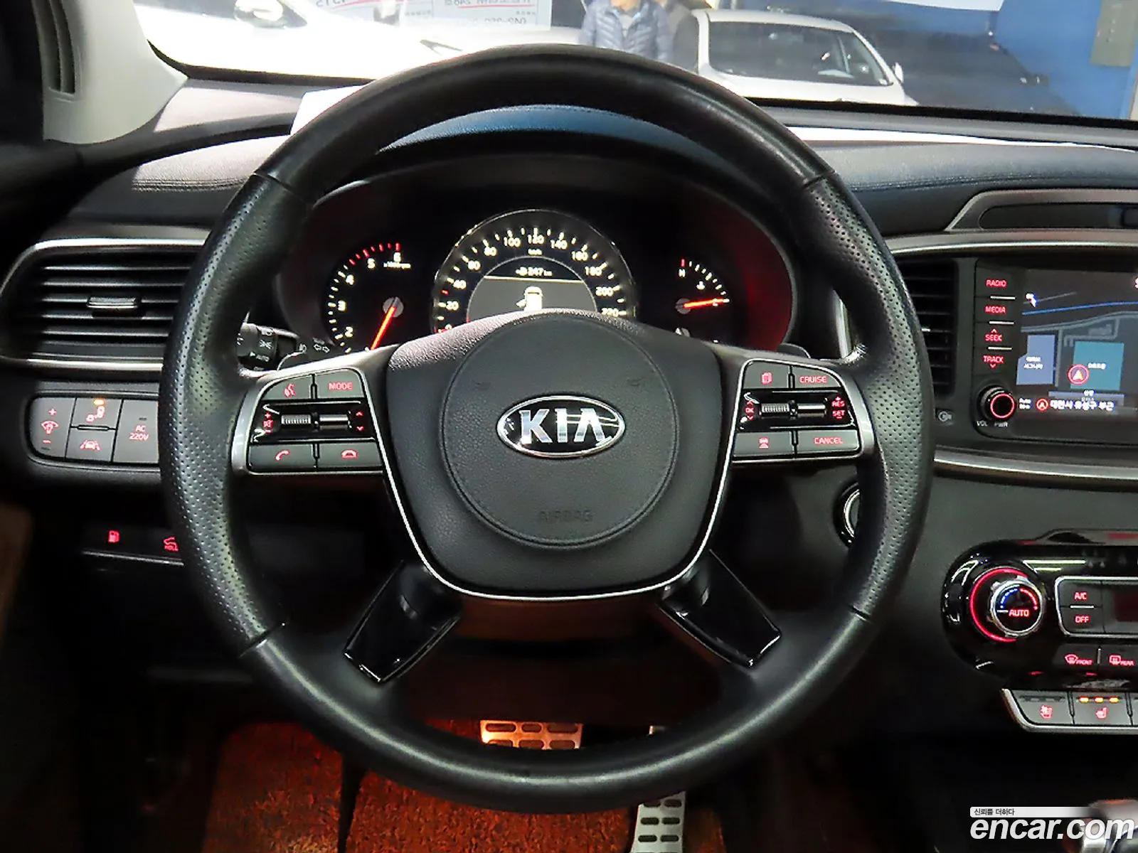 Kia Sorento 2019 — 14