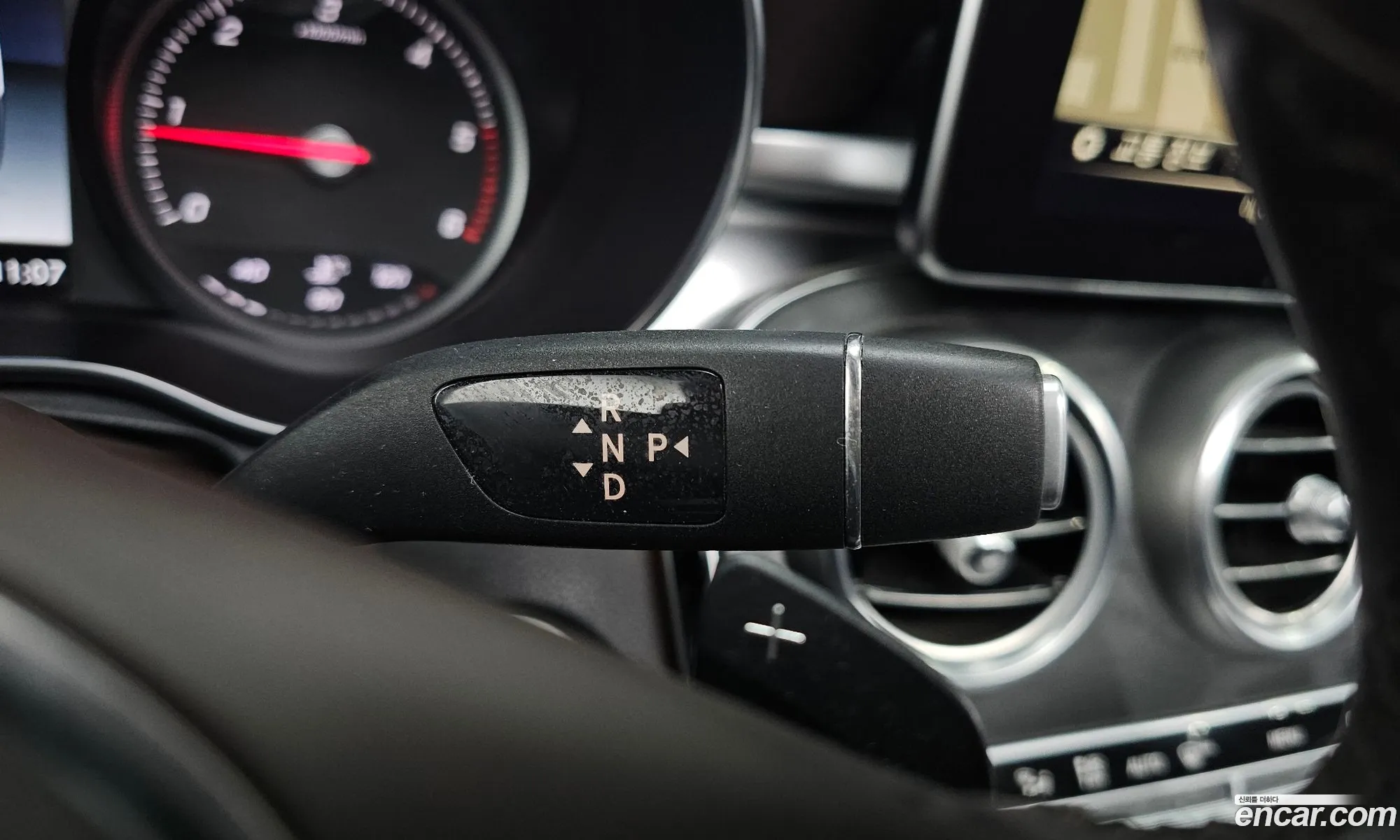 Mercedes-Benz GLC-Class X253 2018 — 12