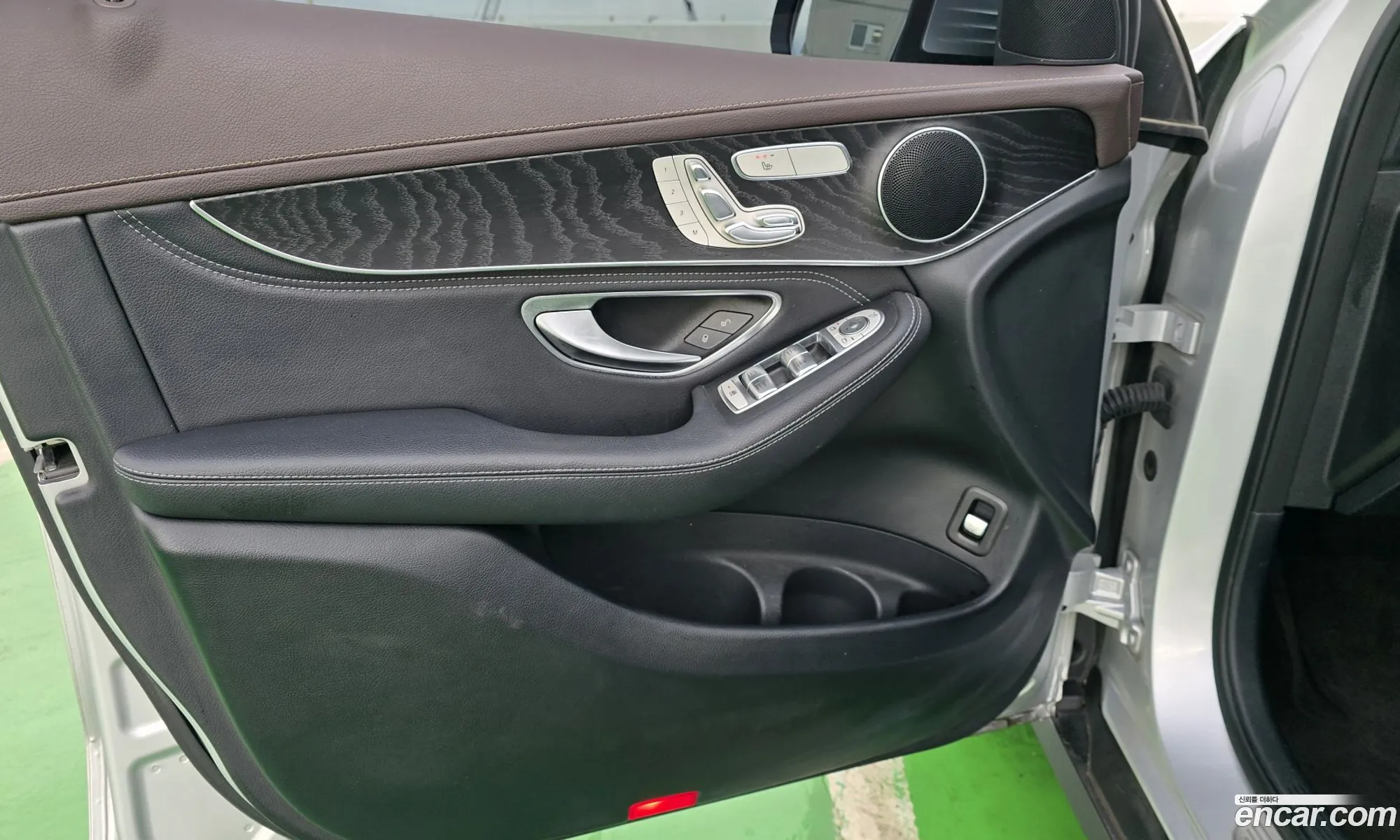 Mercedes-Benz GLC-Class X253 2018 — 9