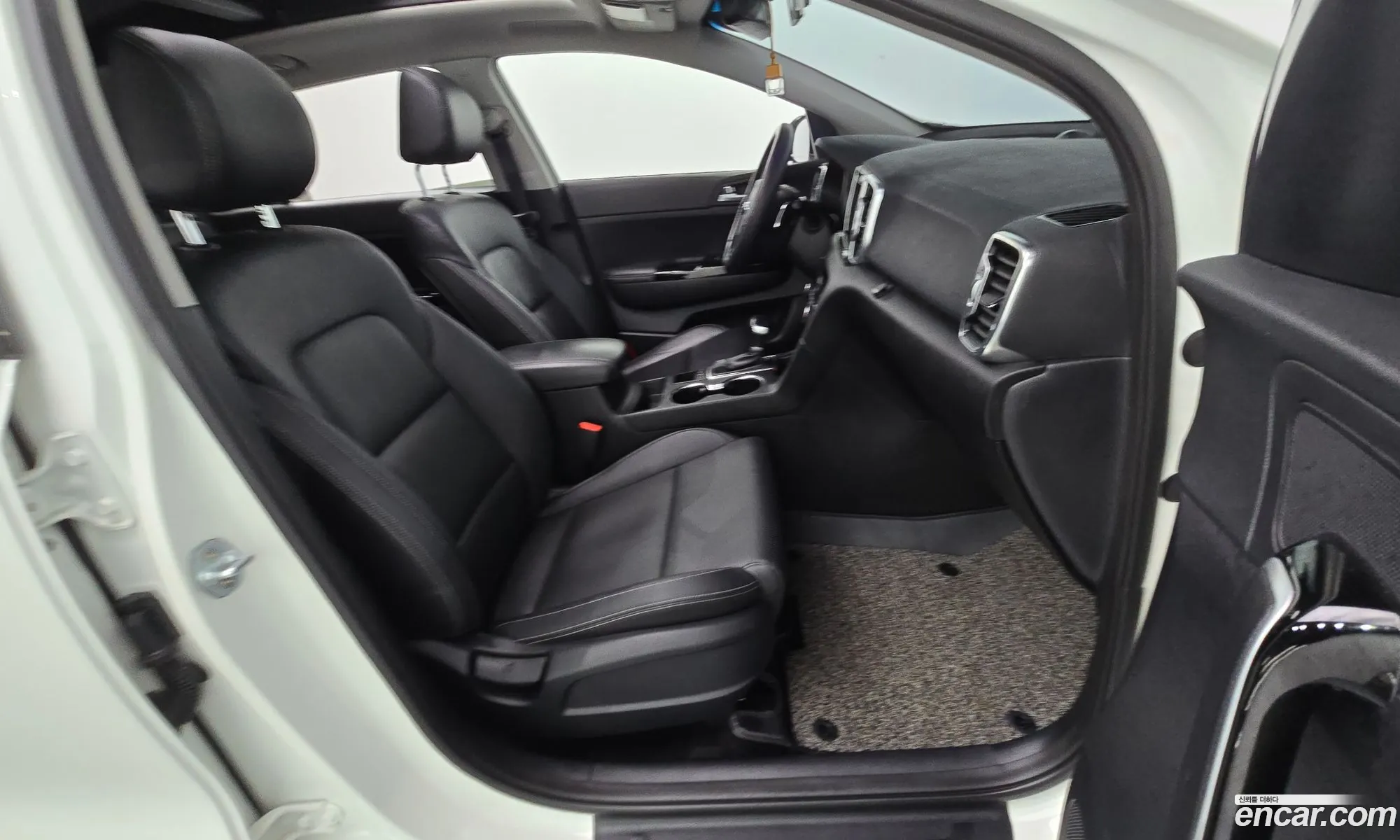 Kia Sportage 2016 — 12