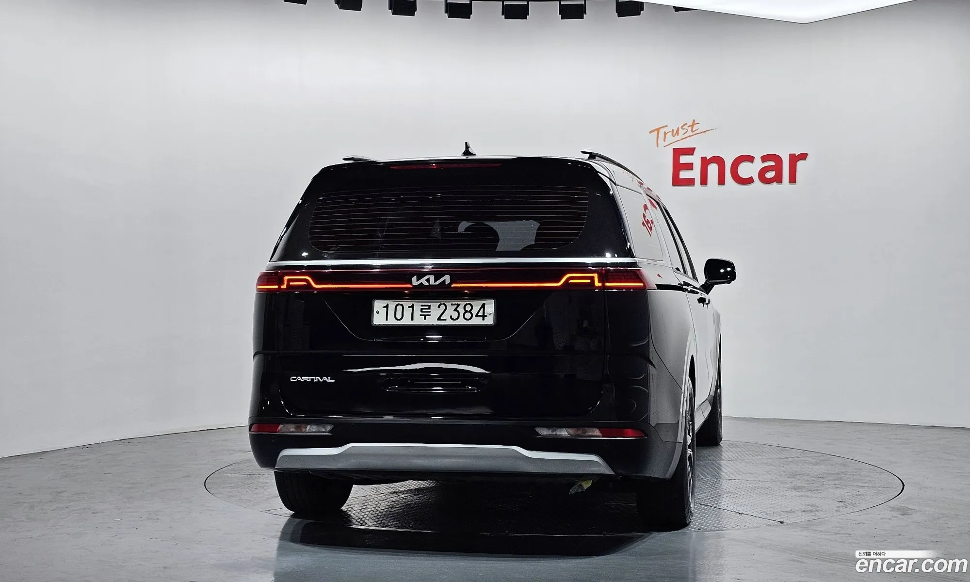 Kia Carnival 2022 — 2