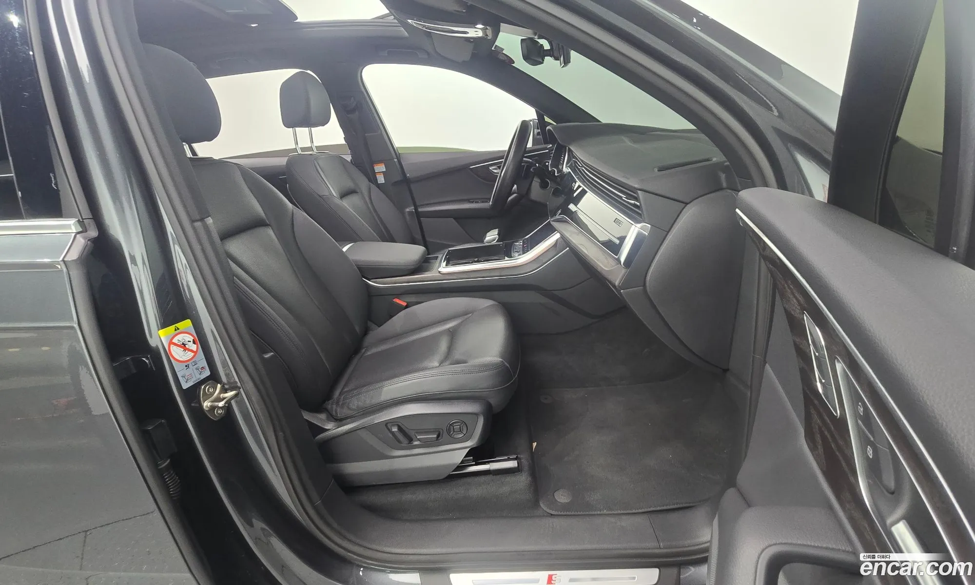 Audi Q7 2021 WAUZZZ4M8MD000385 — 2