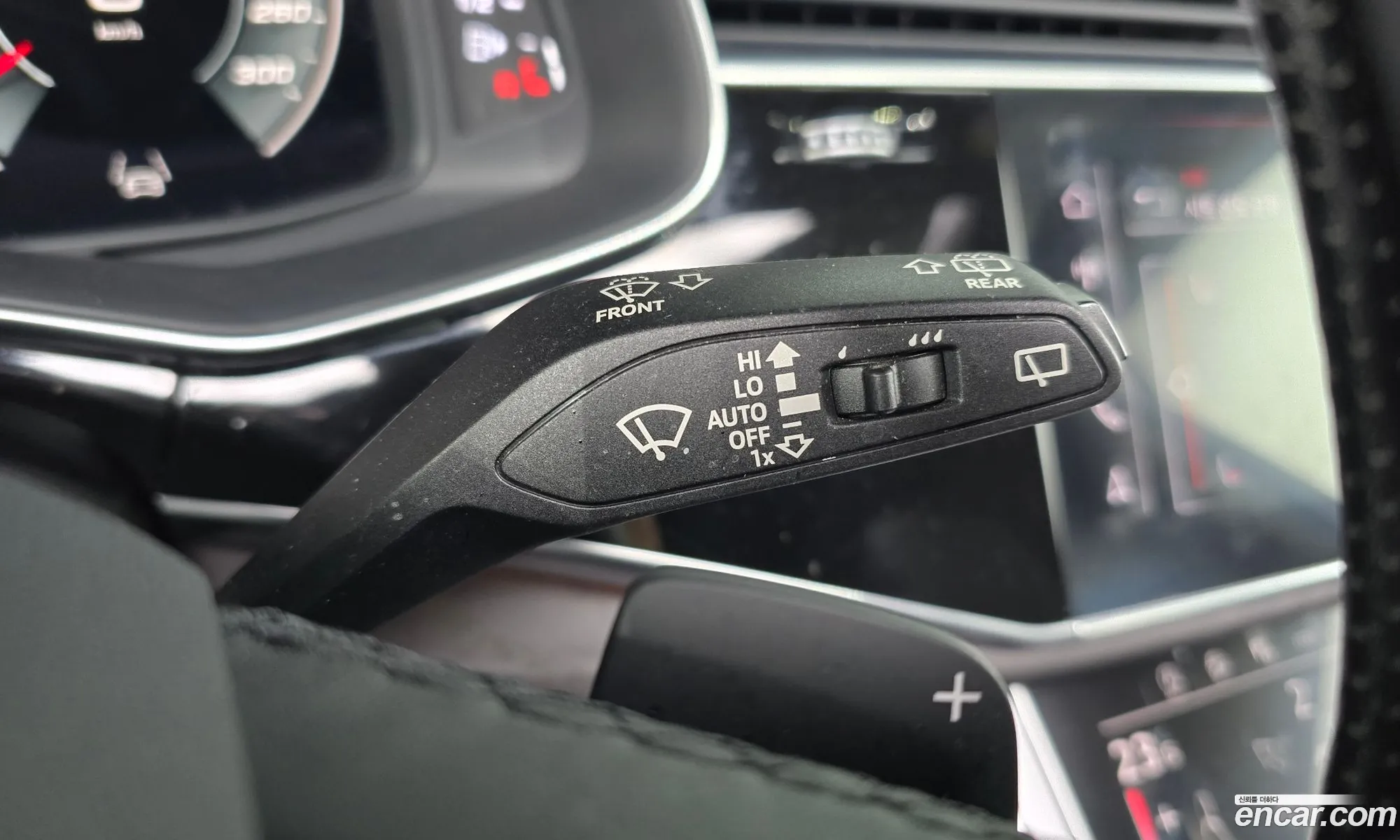 Audi Q7 2021 WAUZZZ4M8MD000385 — 5