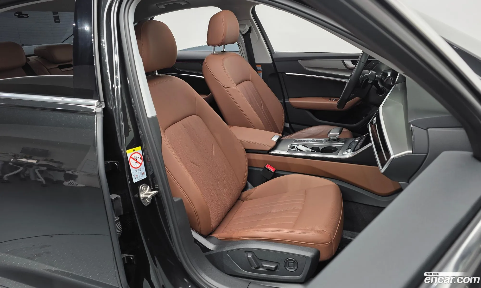 Audi A6 2021 WAUZZZF20MN085048 — 9