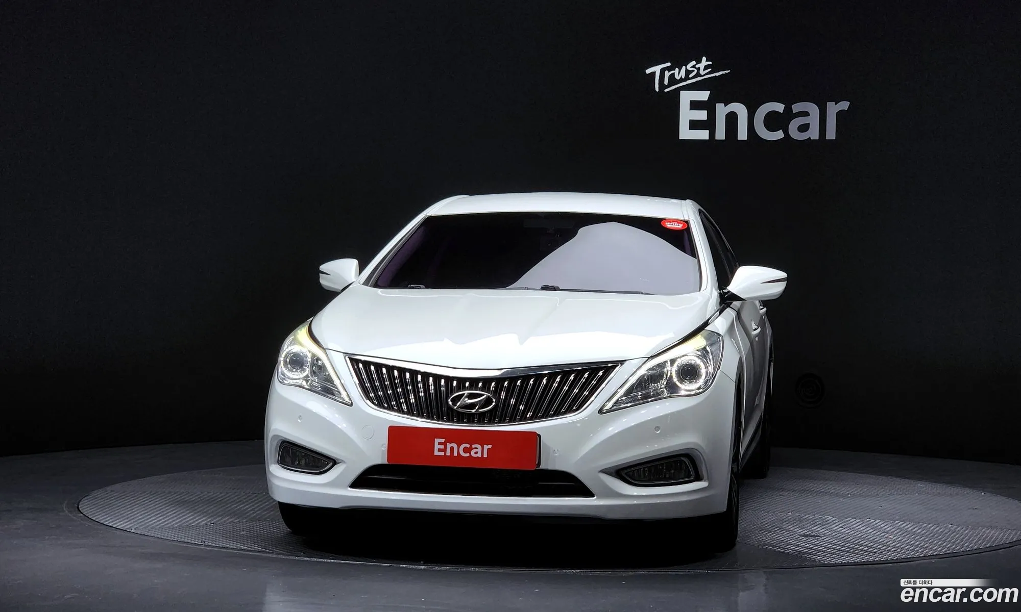 Hyundai Grandeur HG 2014 — 14