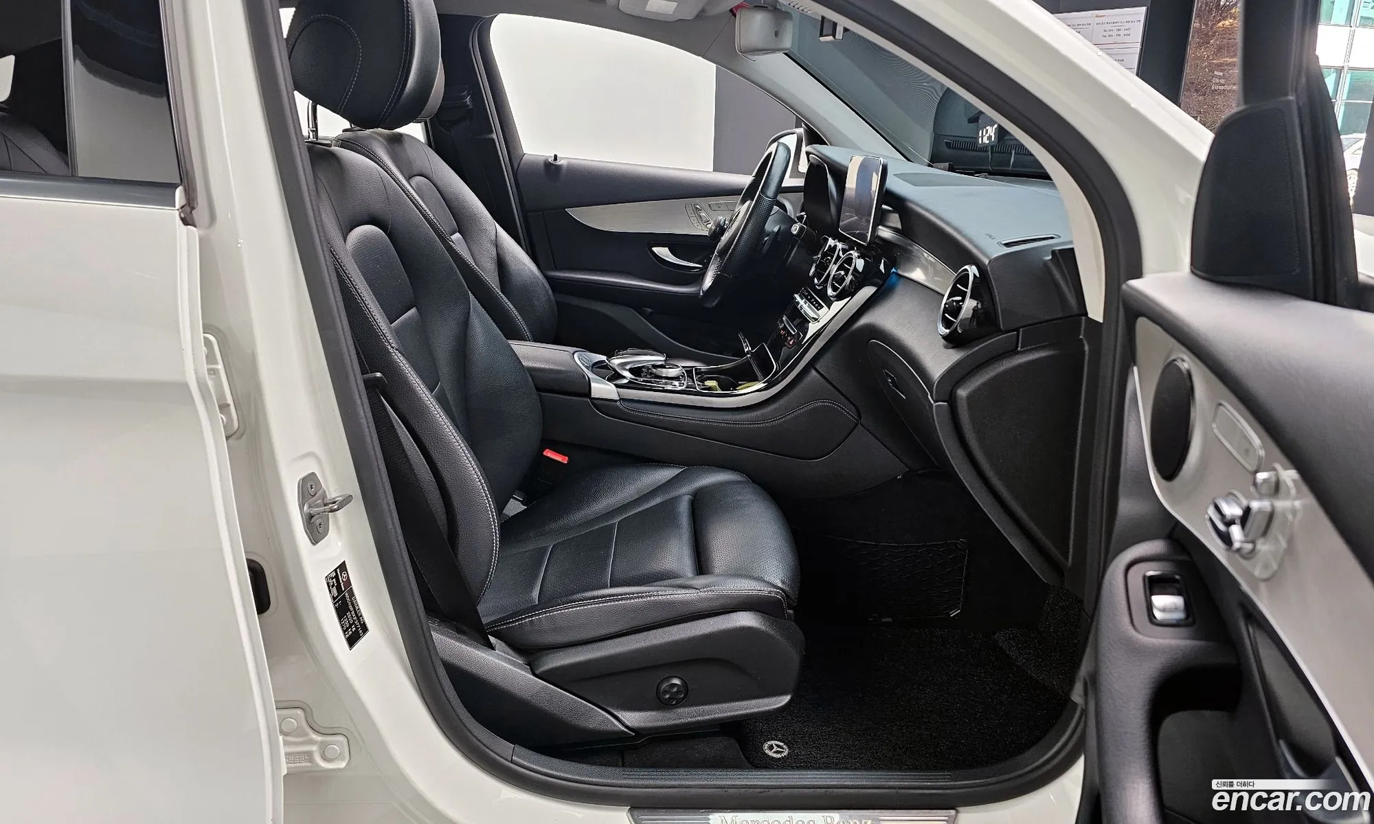Mercedes-Benz GLC-Class X253 2018 — 7