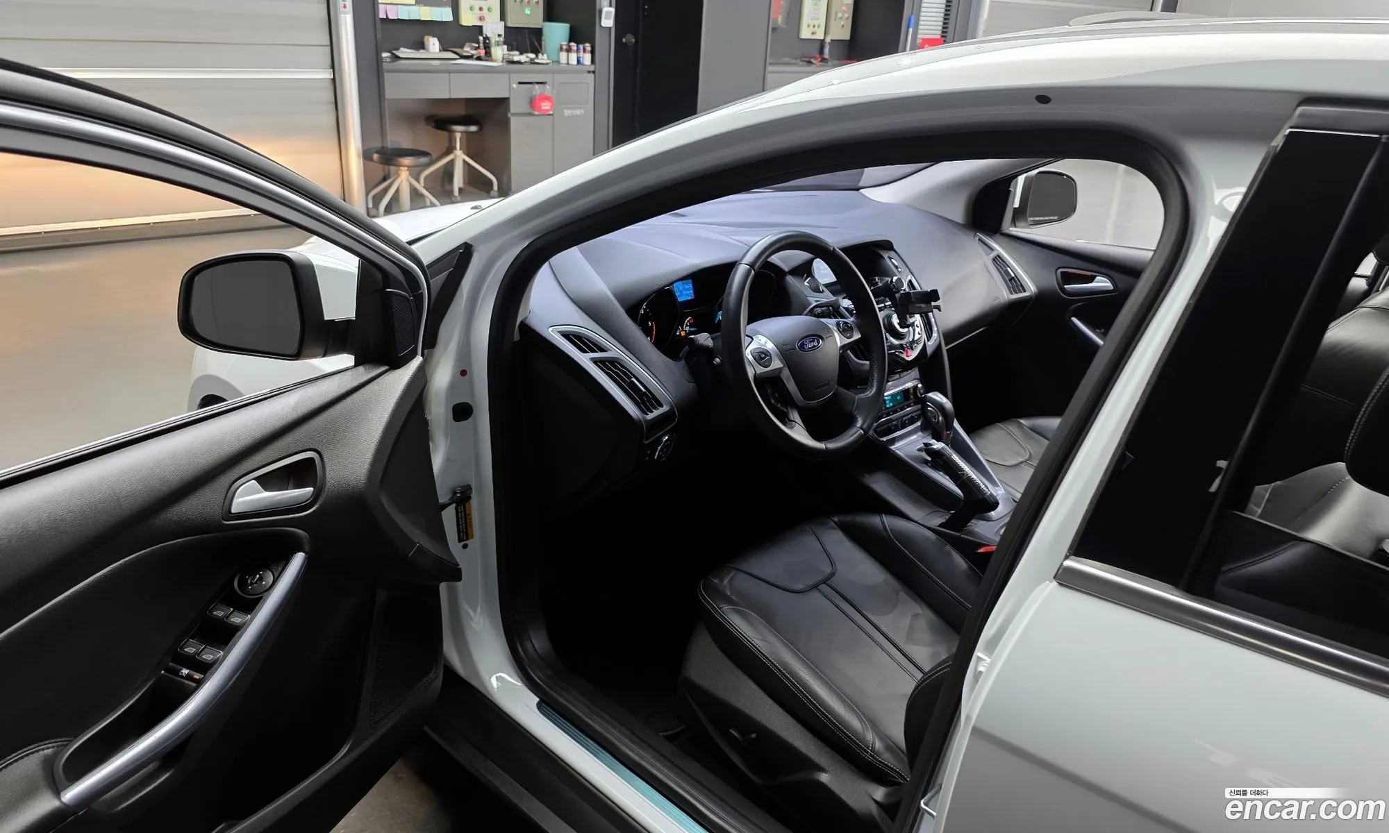 Ford Focus 2015 WF0MXXGCBFEM43733 — 18