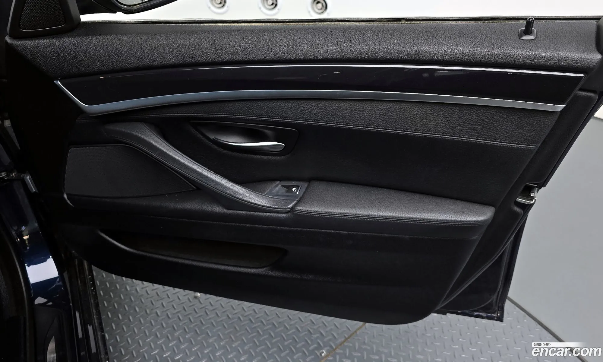 BMW 5 Series 2014 WBA5E7103FD675810 — 28