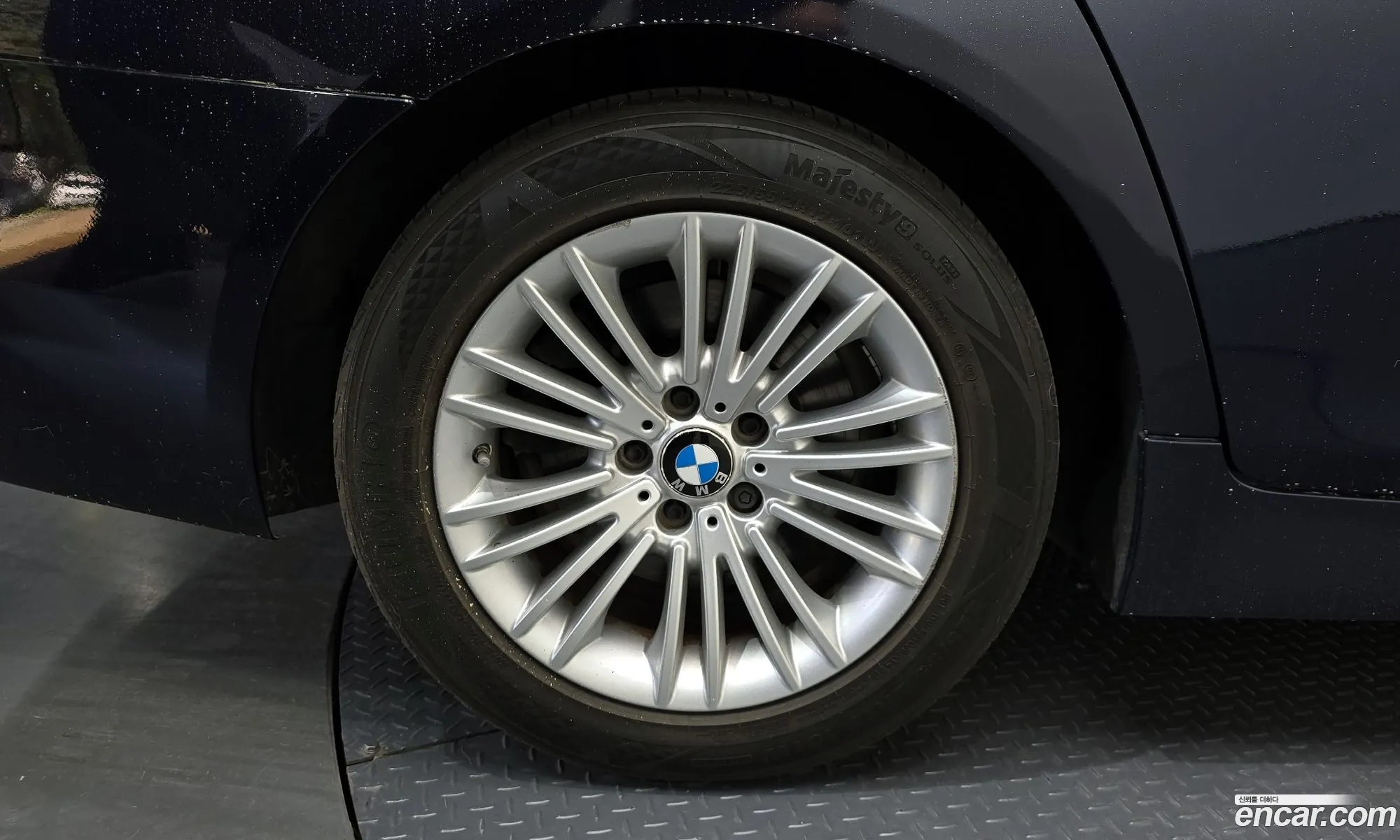 BMW 5 Series 2014 WBA5E7103FD675810 — 8