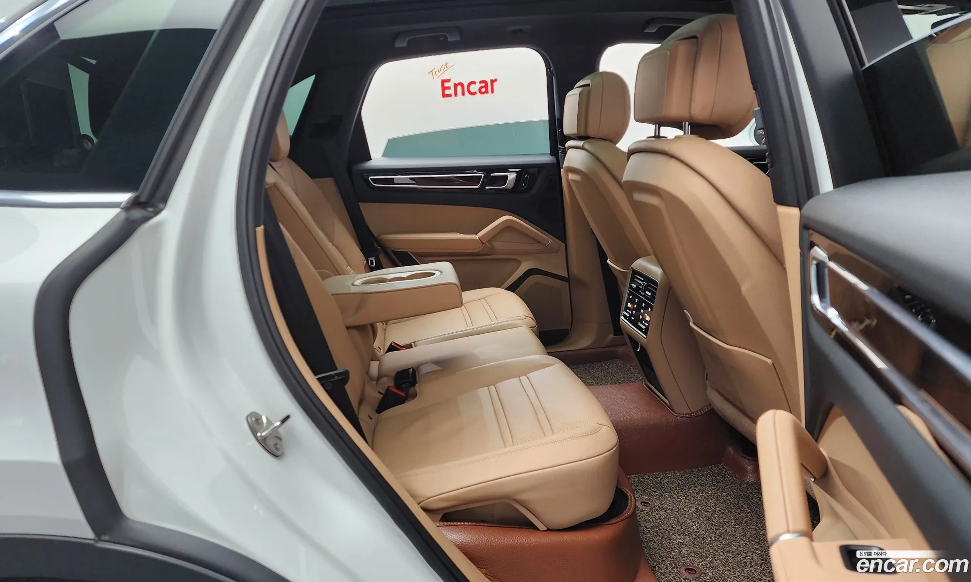 Porsche Cayenne 2019 WP1AA29Y2KDA23733 — 14