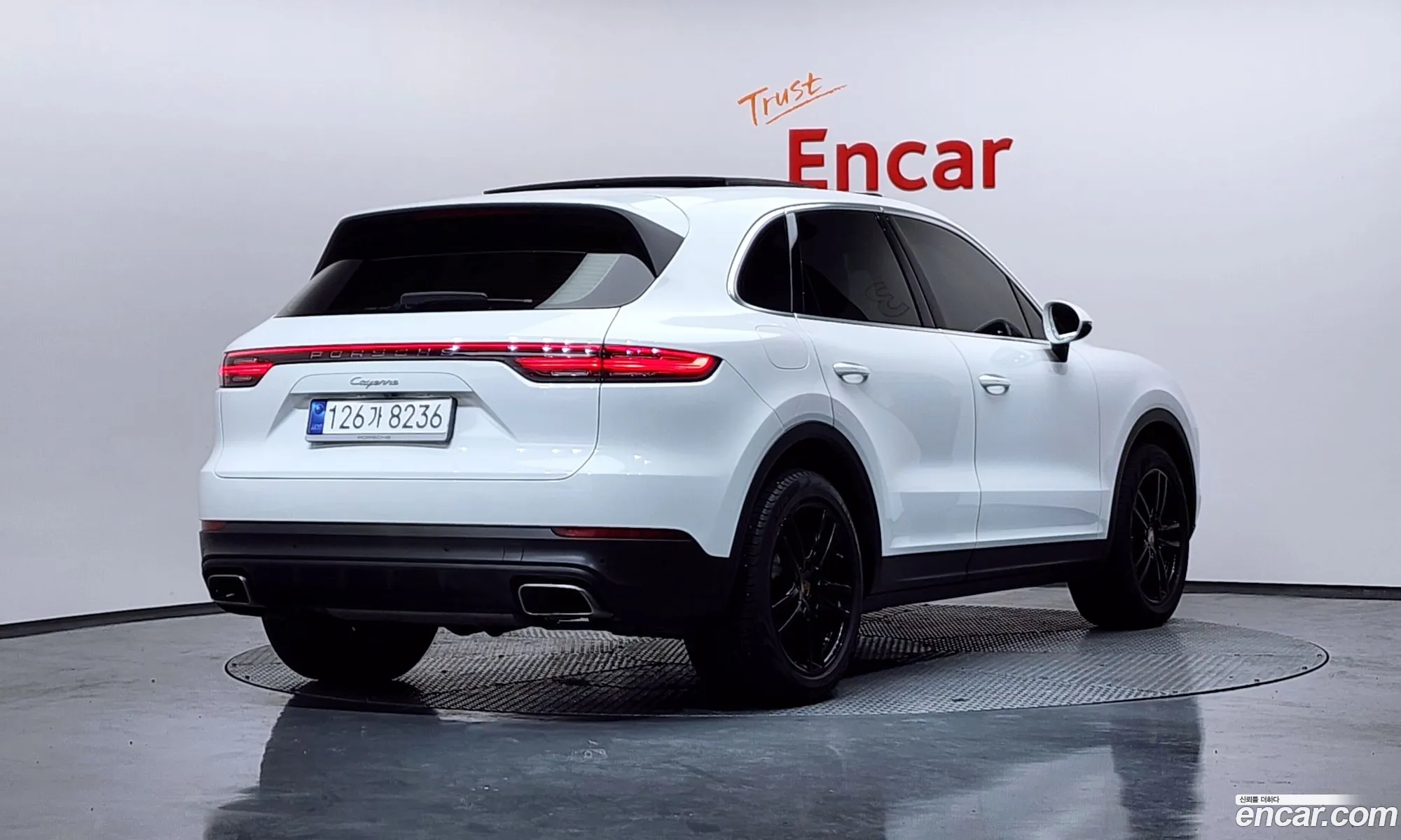 Porsche Cayenne 2019 WP1AA29Y2KDA23733 — 18