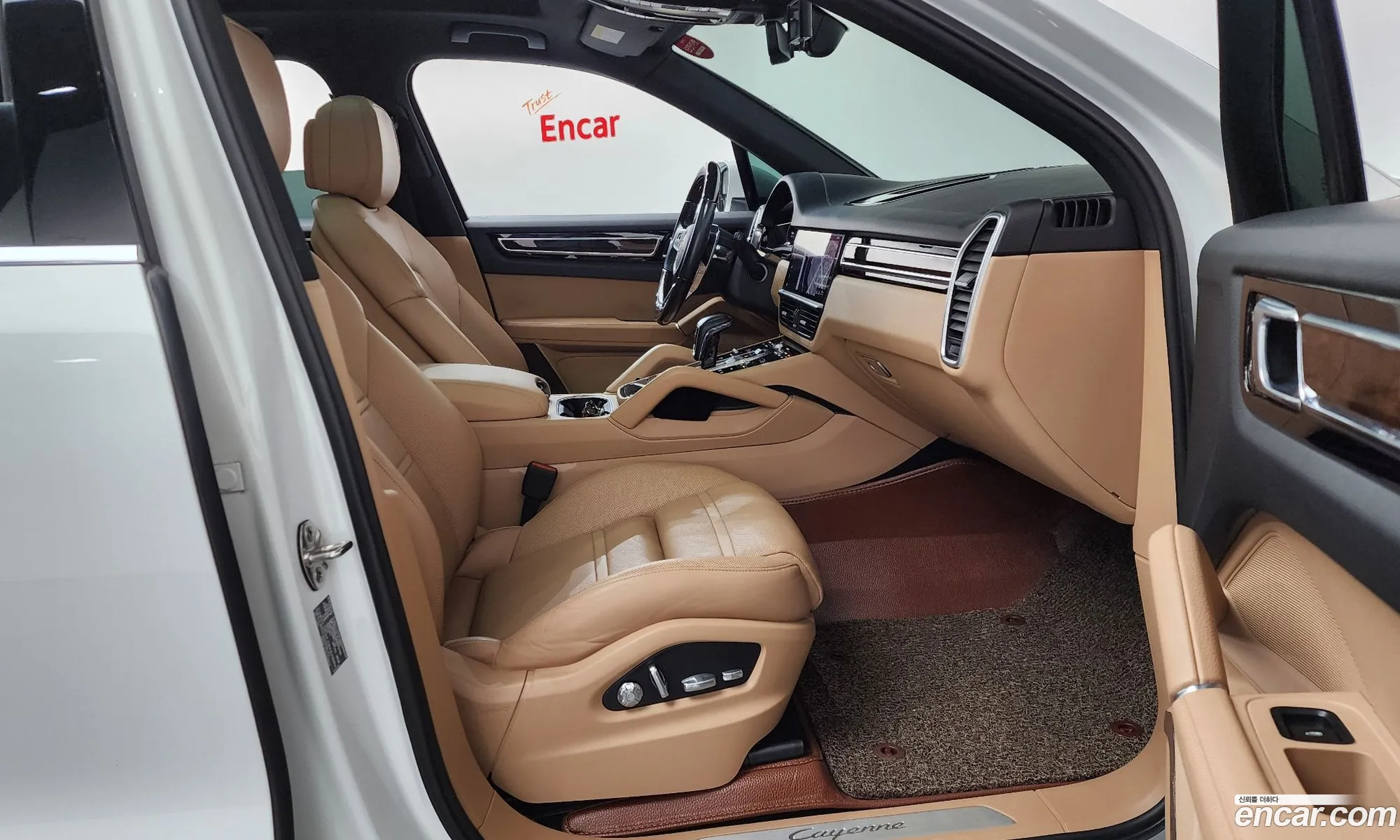 Porsche Cayenne 2019 WP1AA29Y2KDA23733 — 11